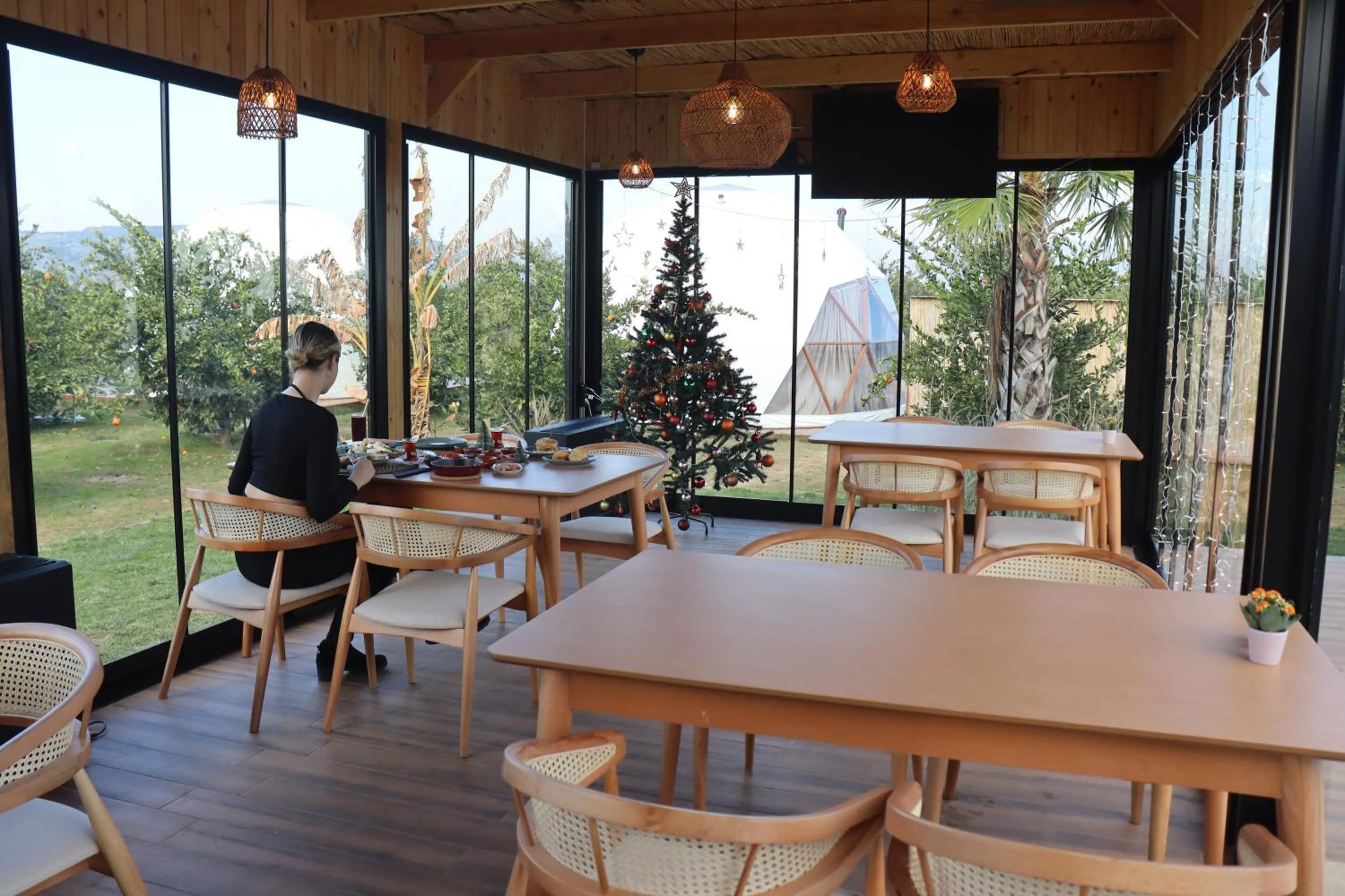 Restaurant/places to eat in Mandalin Glamping