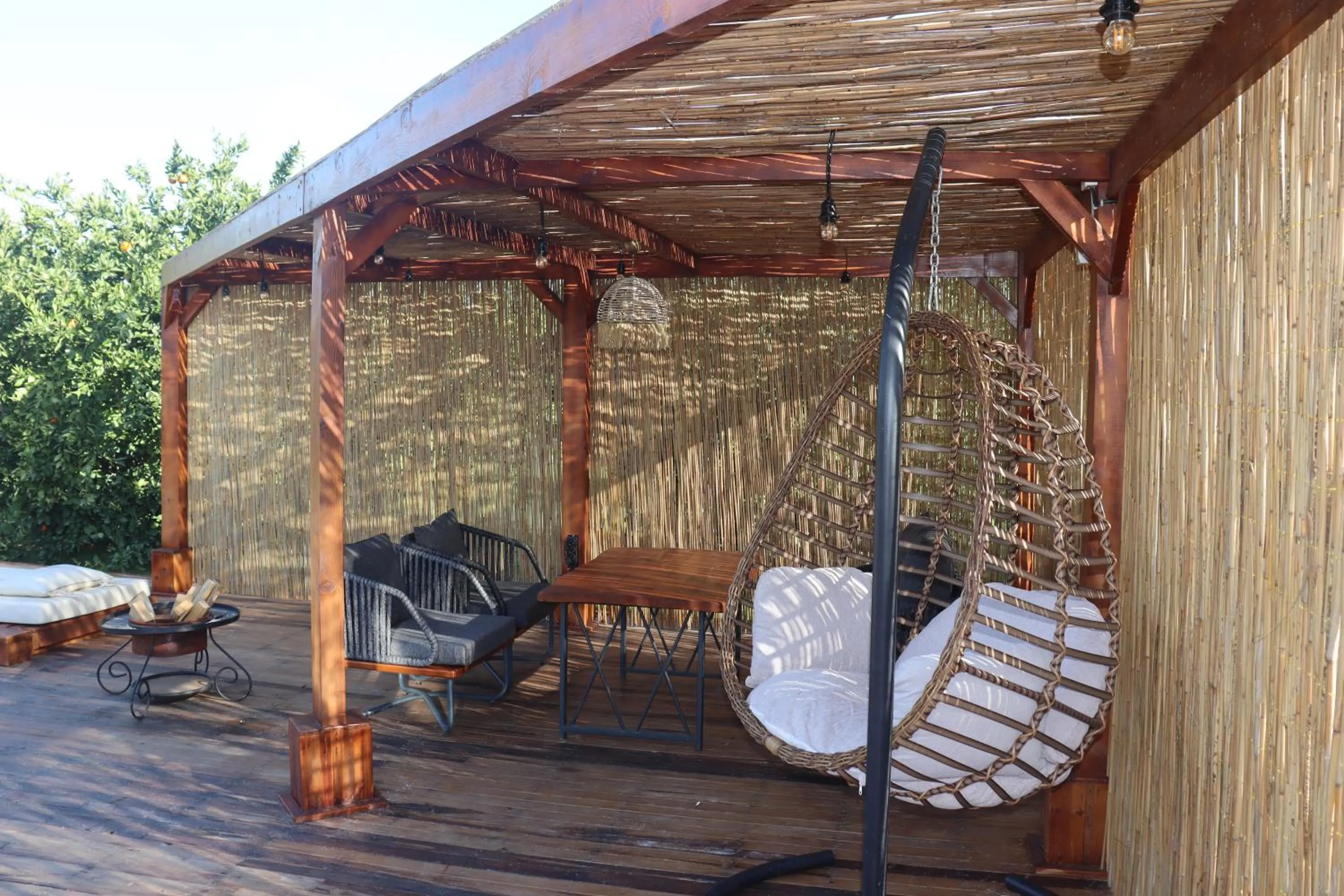 Patio in Mandalin Glamping