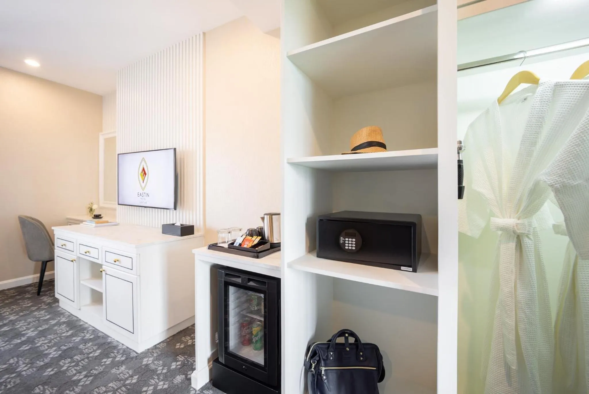 wardrobe in Eastin Hotel Vientiane