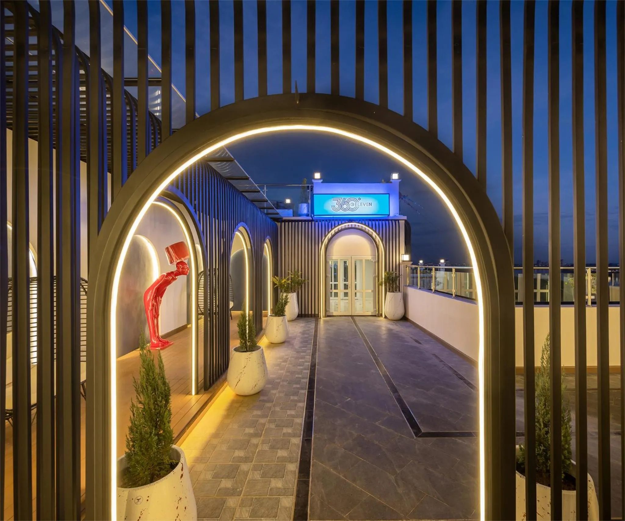 Night in Eastin Hotel Vientiane