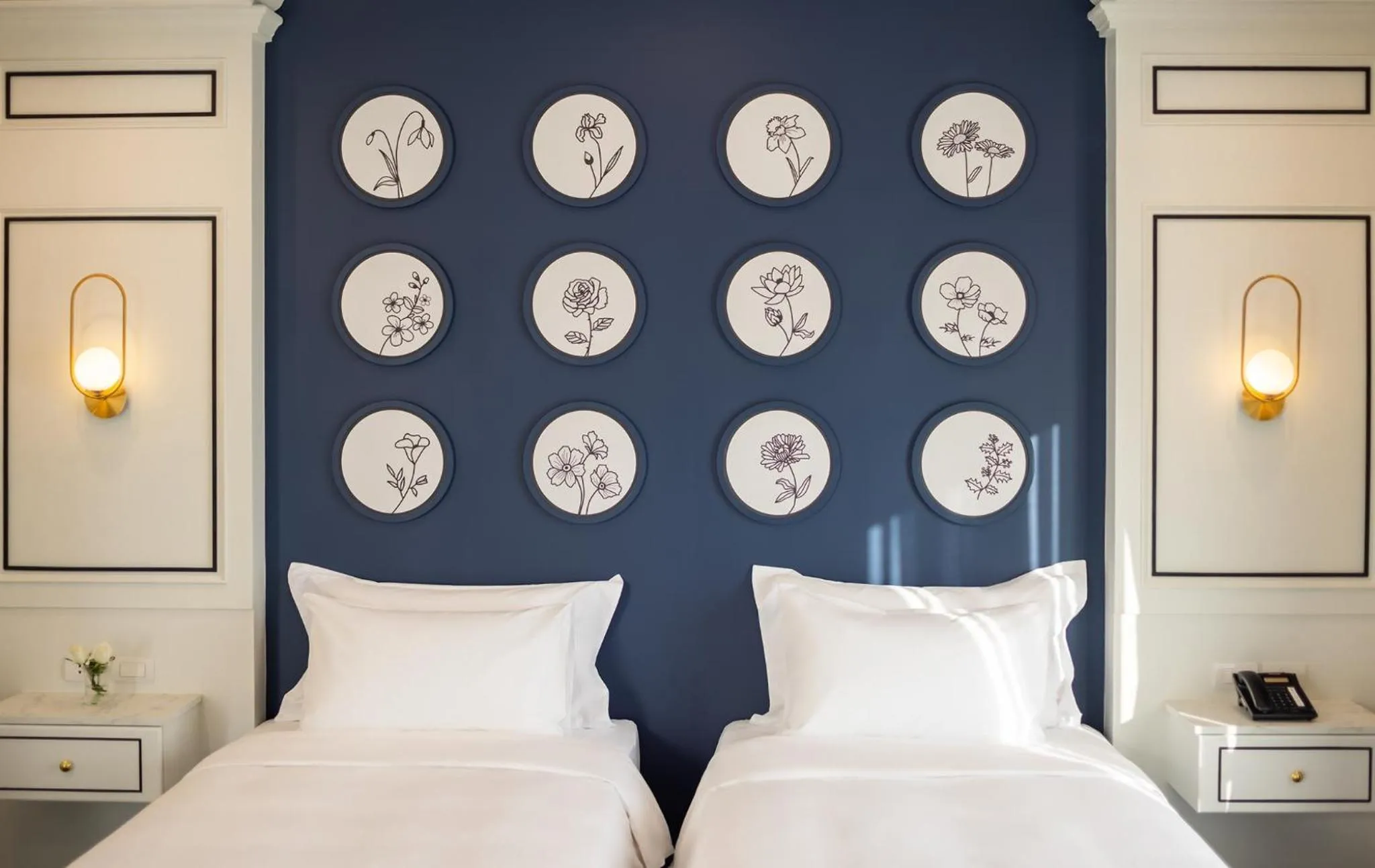 Bed in Eastin Hotel Vientiane