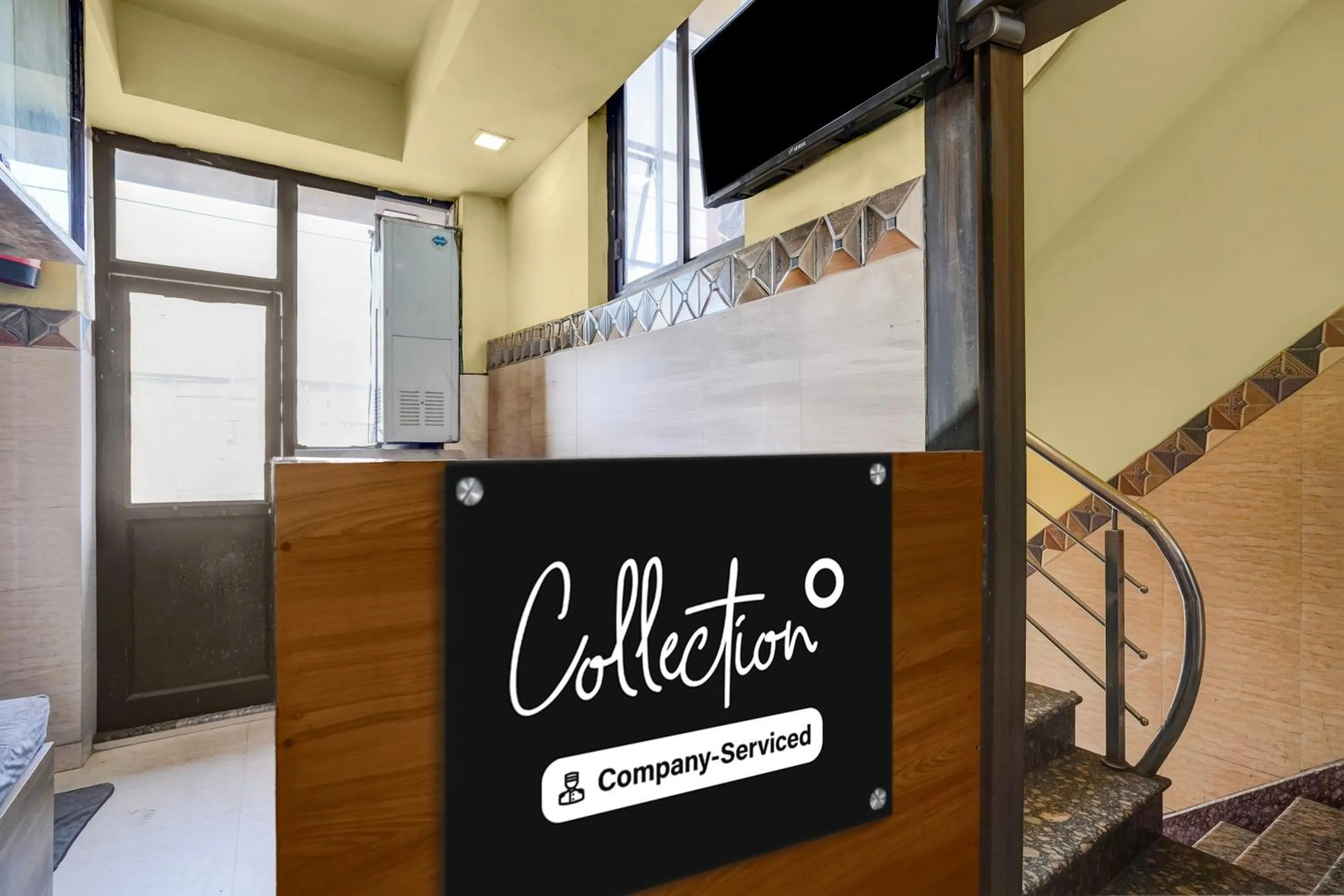 Lobby or reception in Super Collection O JK Temple Kanpur Formerly Yatika Inn