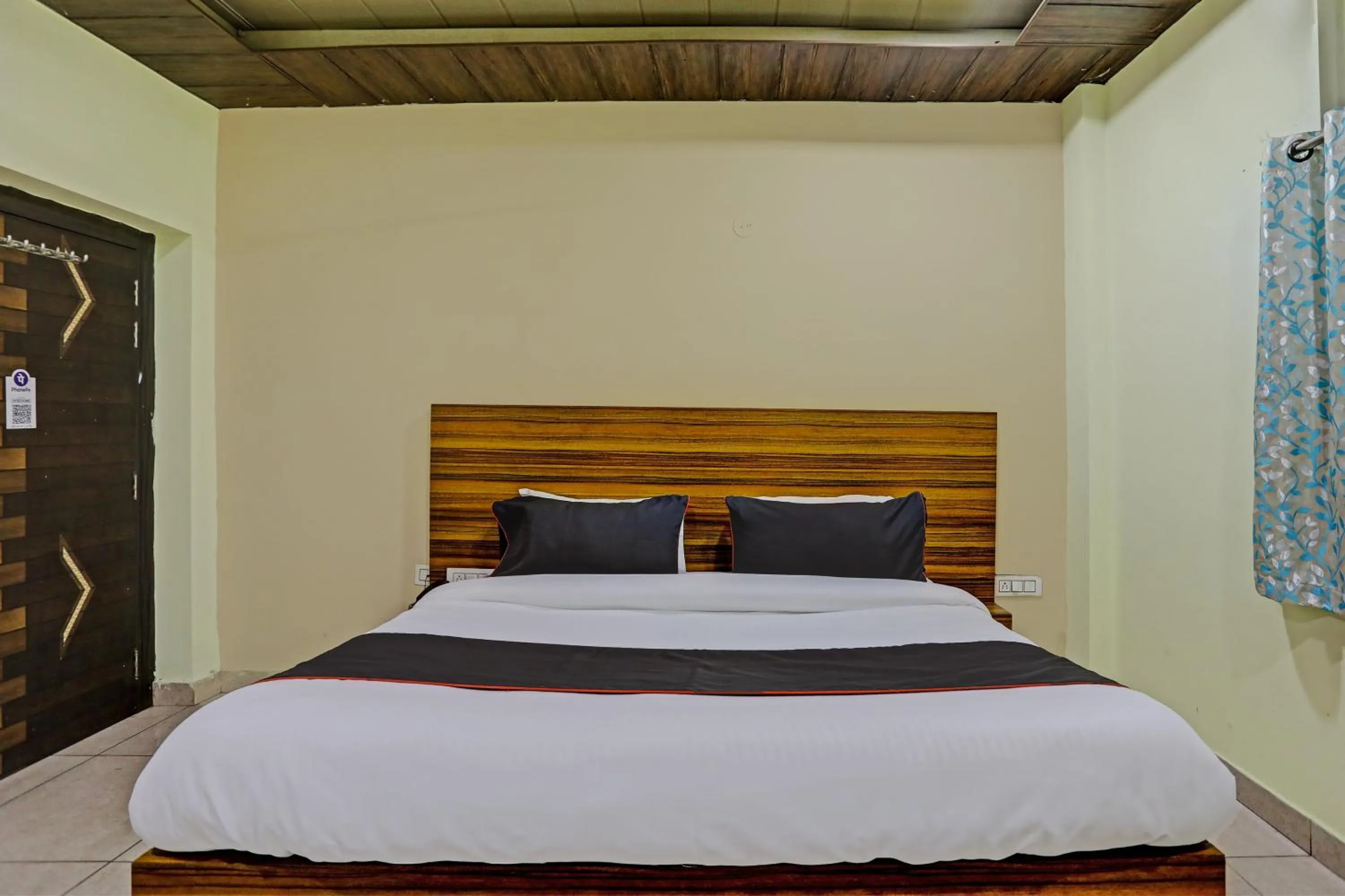 Bedroom, Bed in Hotel O by OYO Yatika Inn