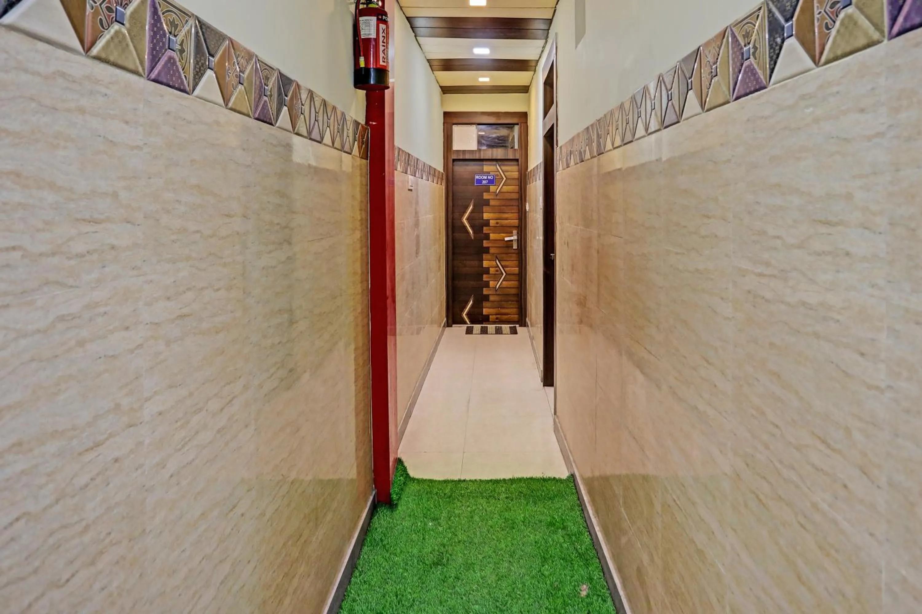 Lobby or reception in Hotel O by OYO Yatika Inn