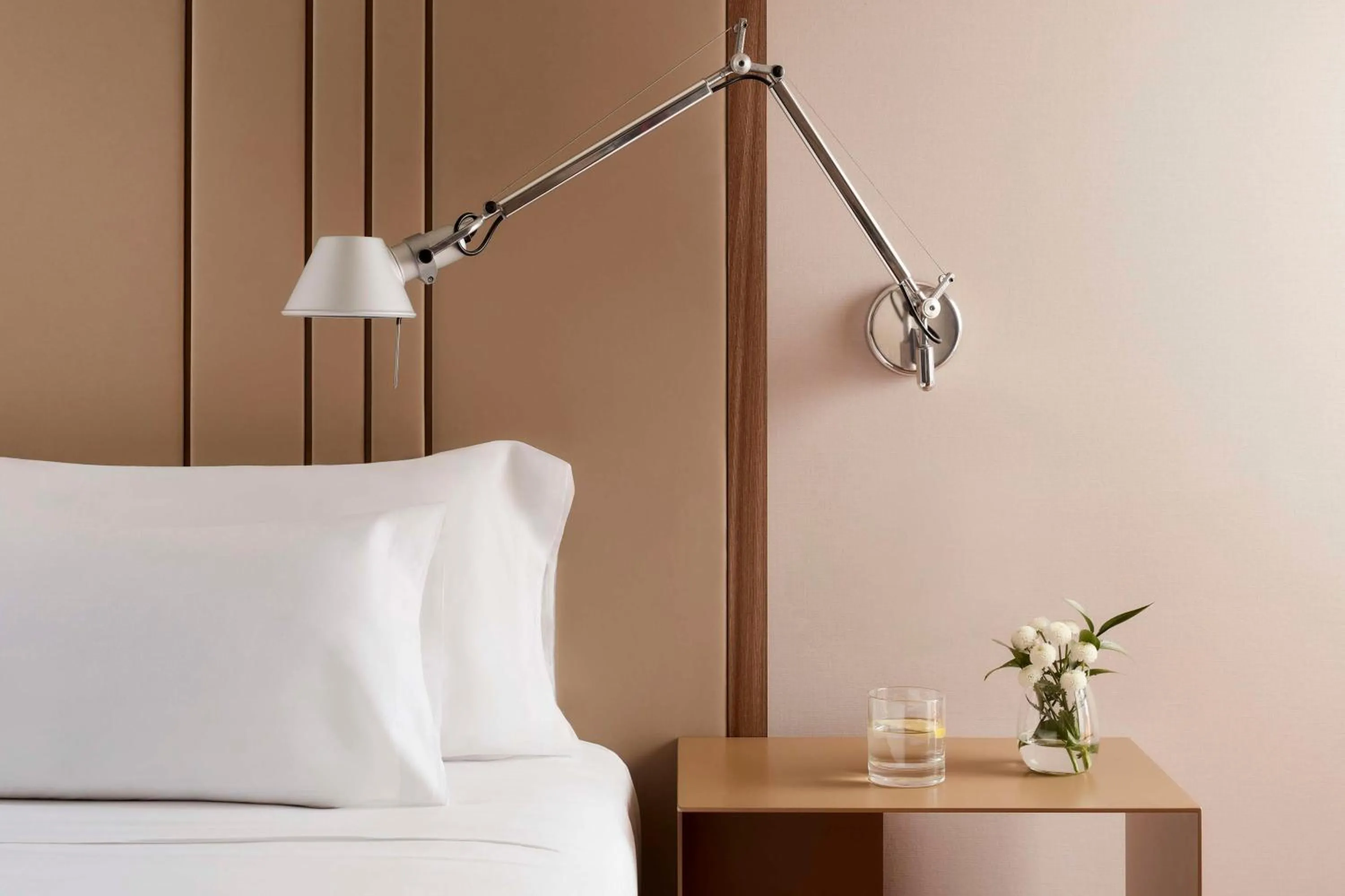 Bedroom, Bed in NH Luz Huelva