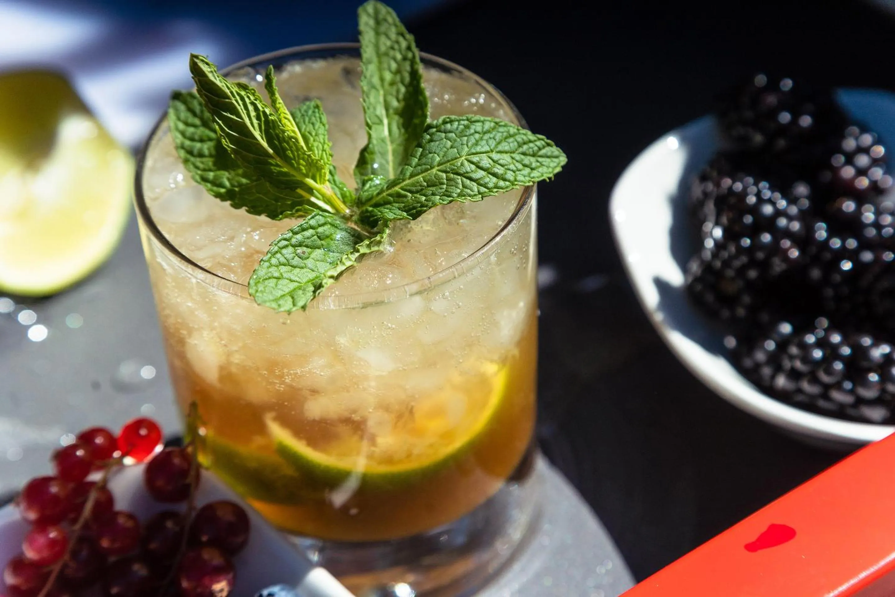 Food and drinks in Ona Alanda Club Marbella