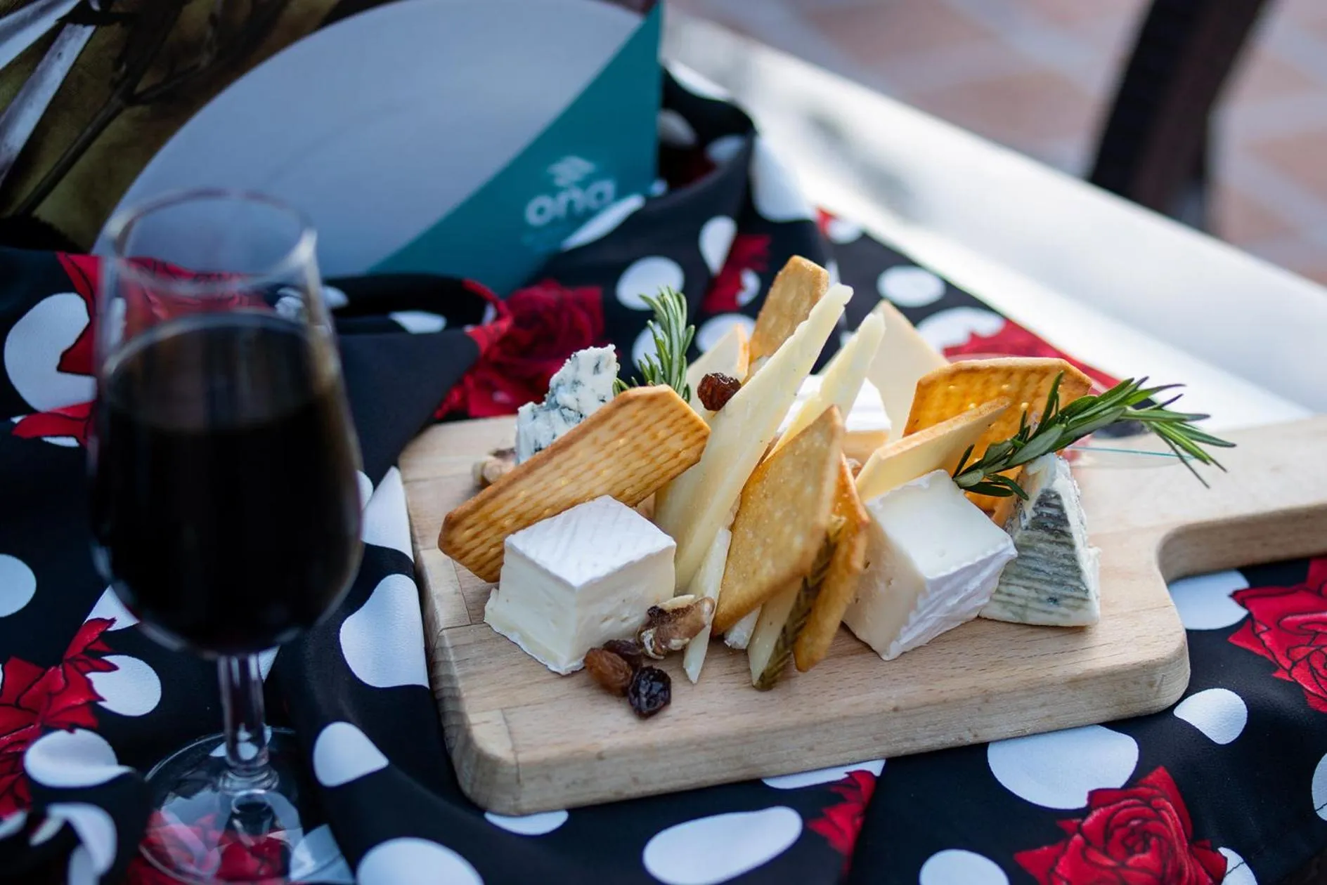 Food and drinks in Ona Alanda Club Marbella