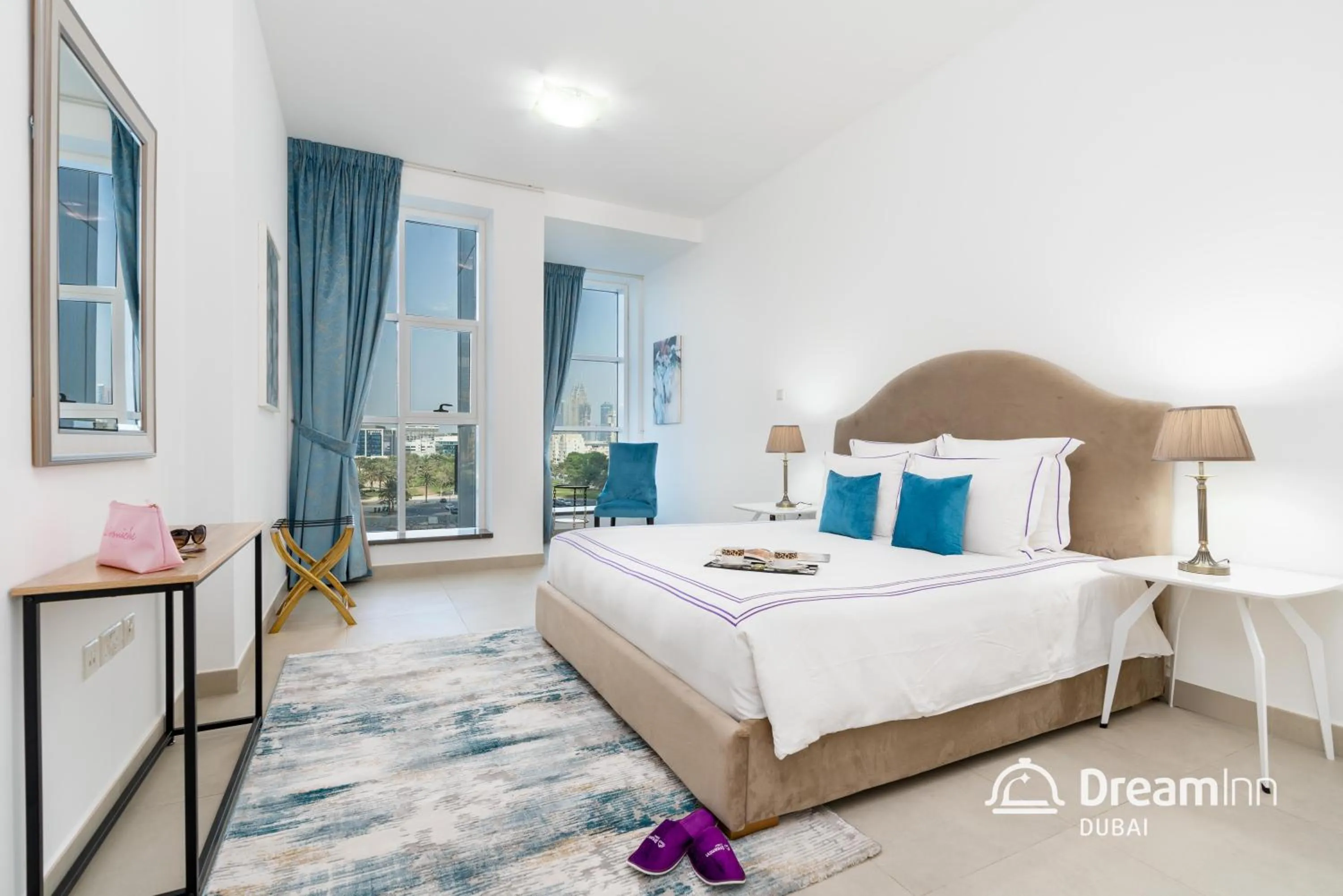 Bed in Dream Inn Apartments - Marina Arcade Tower