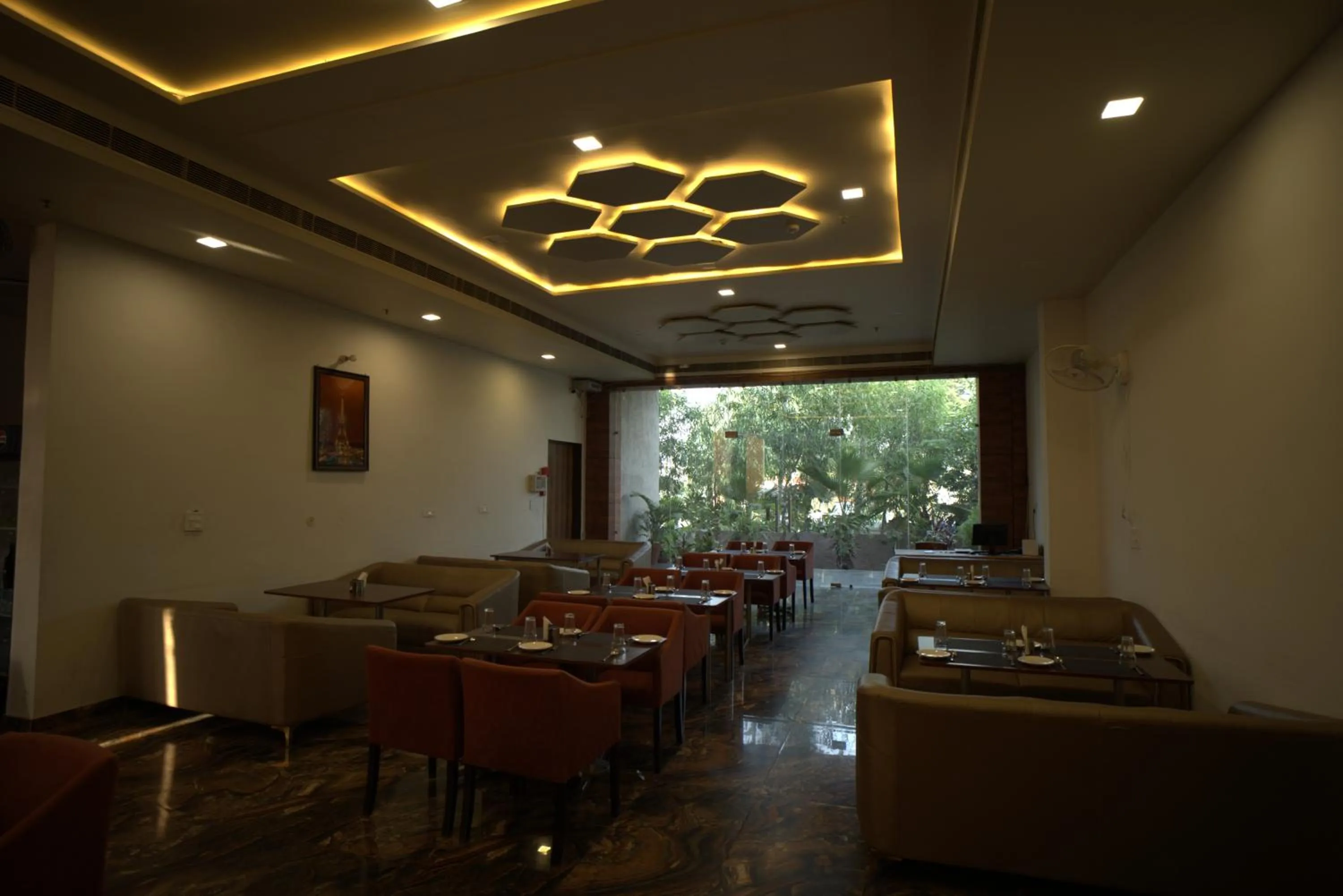 Restaurant/places to eat in Vinn Amar Vilas by Vesta