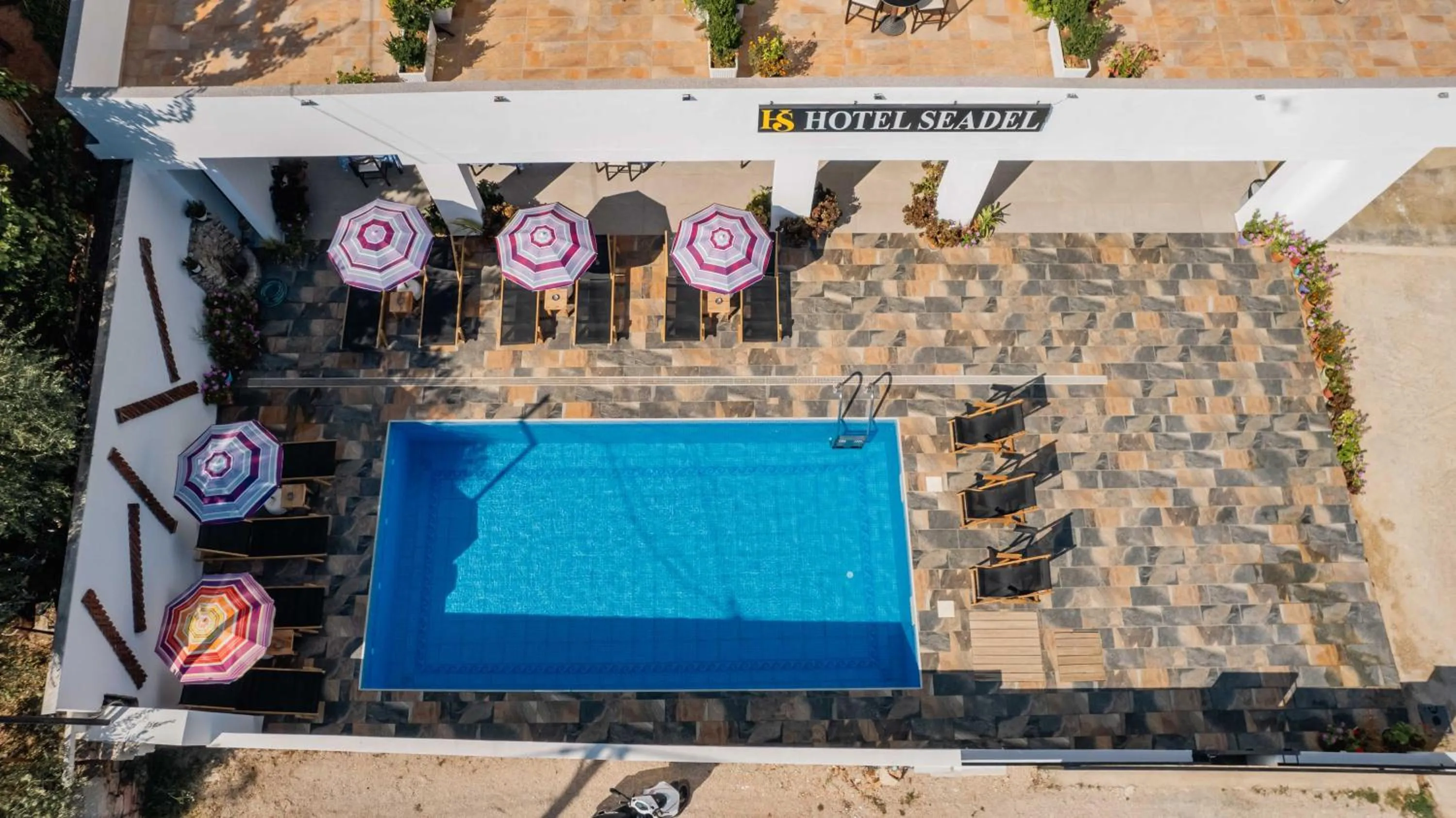 Pool view in Hotel SEADEL