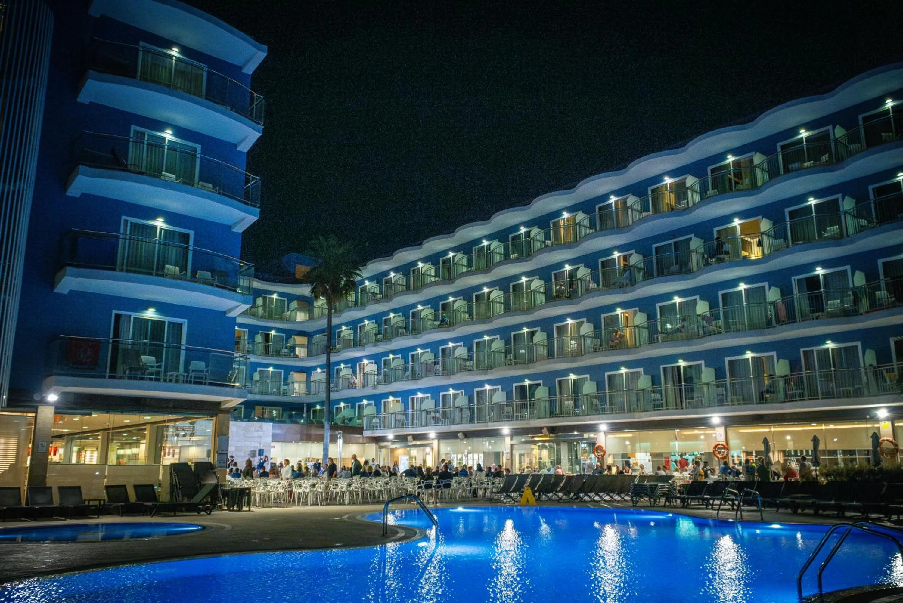 Night in Hotel Augustus