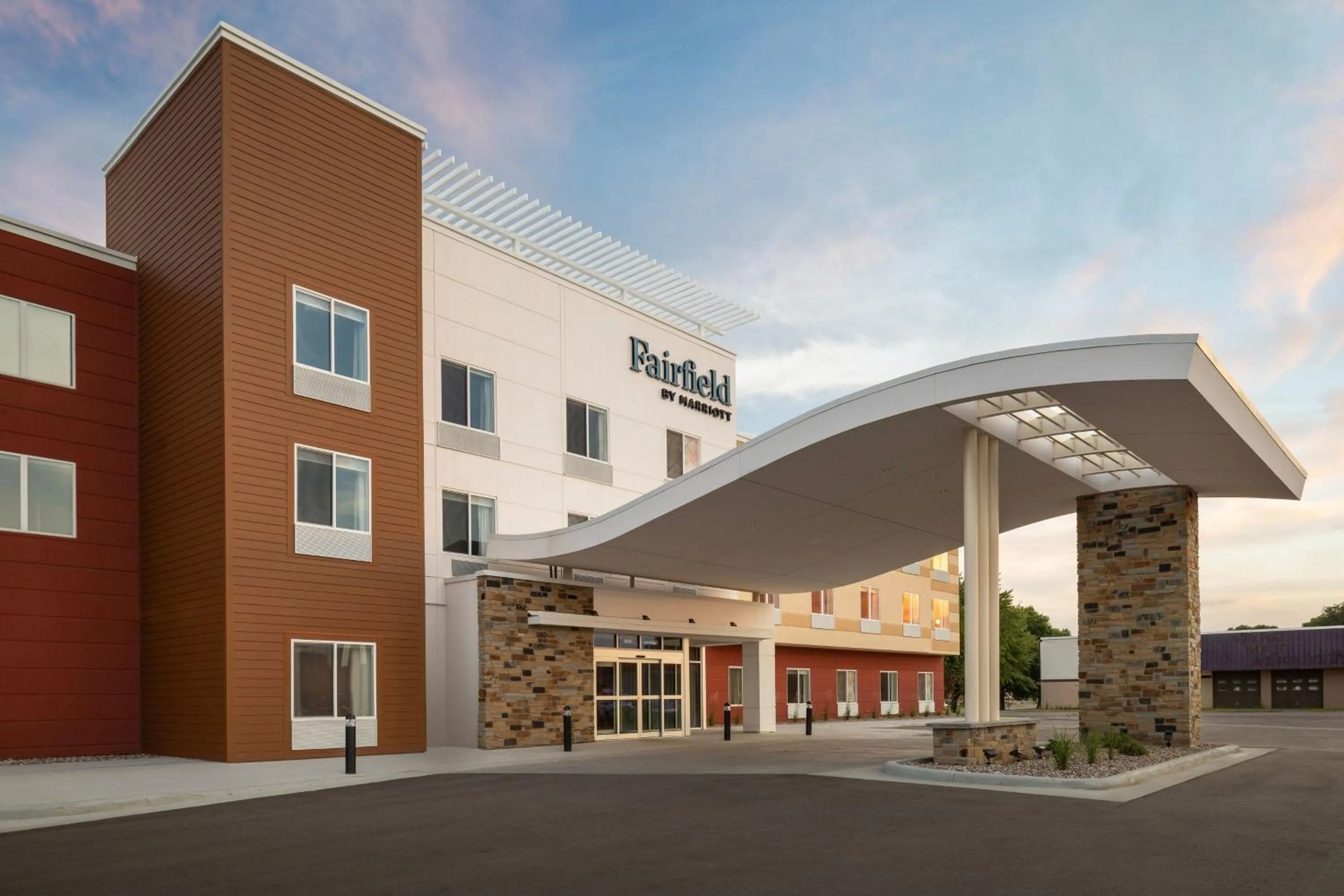 Property building in Fairfield by Marriott Inn & Suites Yankton