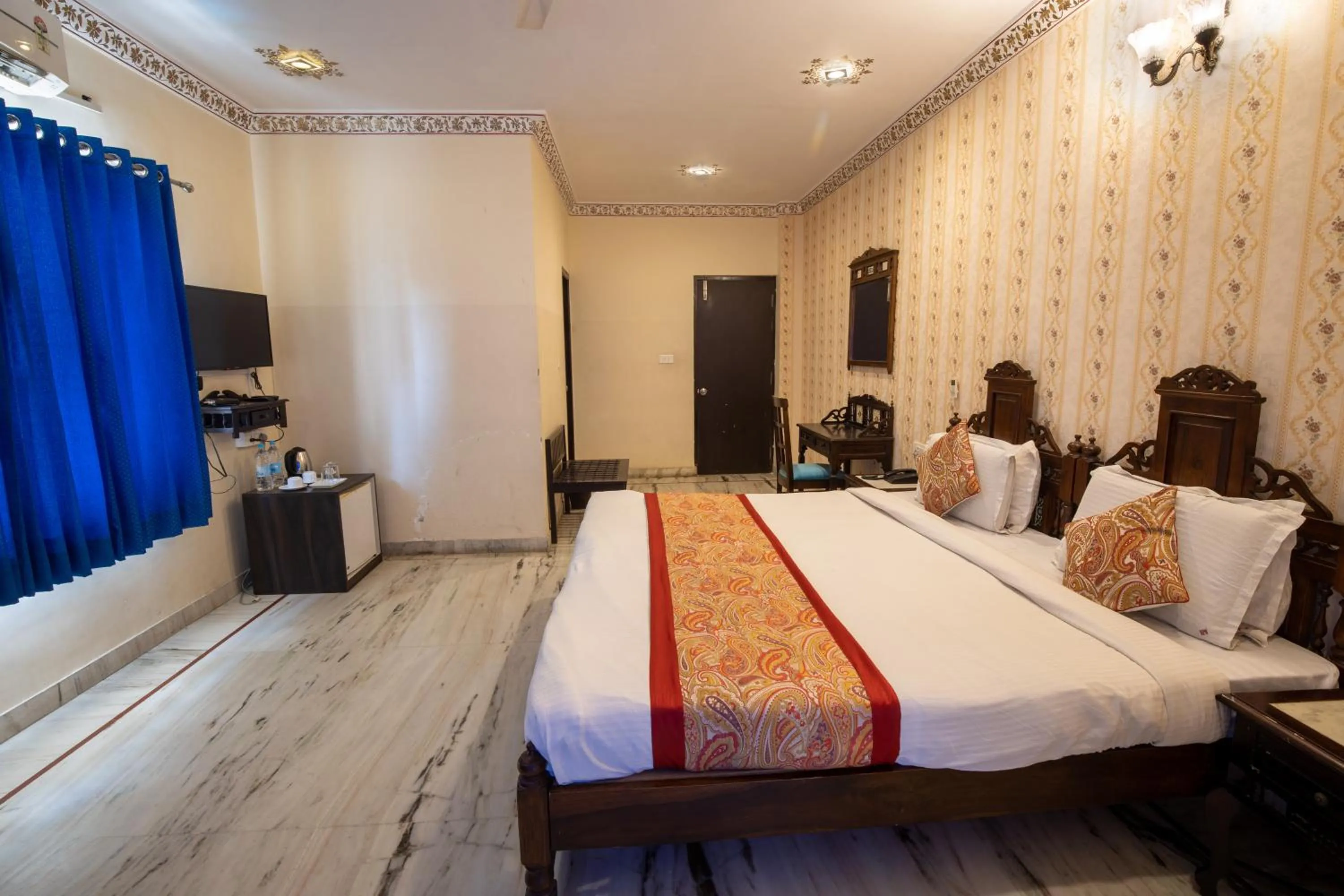 Photo of the whole room in Hotel Royal Pratap Niwas