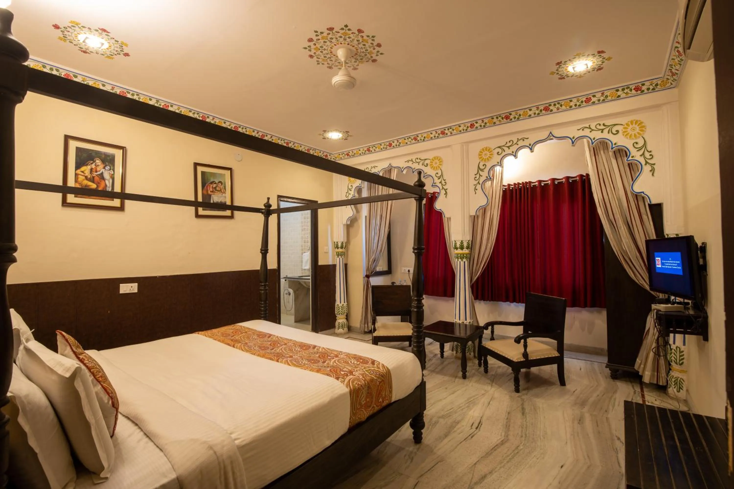 Photo of the whole room in Hotel Royal Pratap Niwas