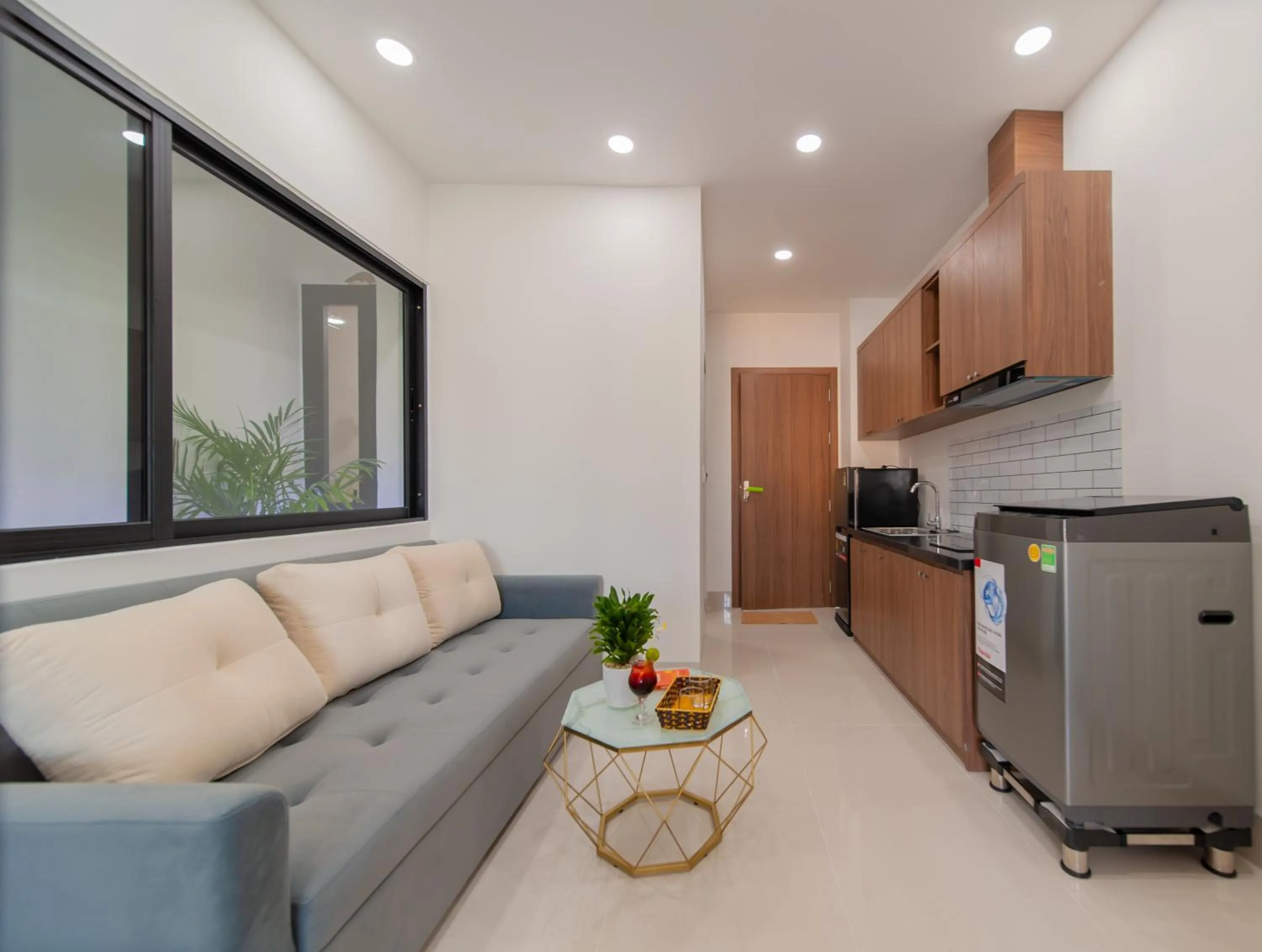 Kitchen or kitchenette in Uy Dương Hotel & Apartment - Nha Trang