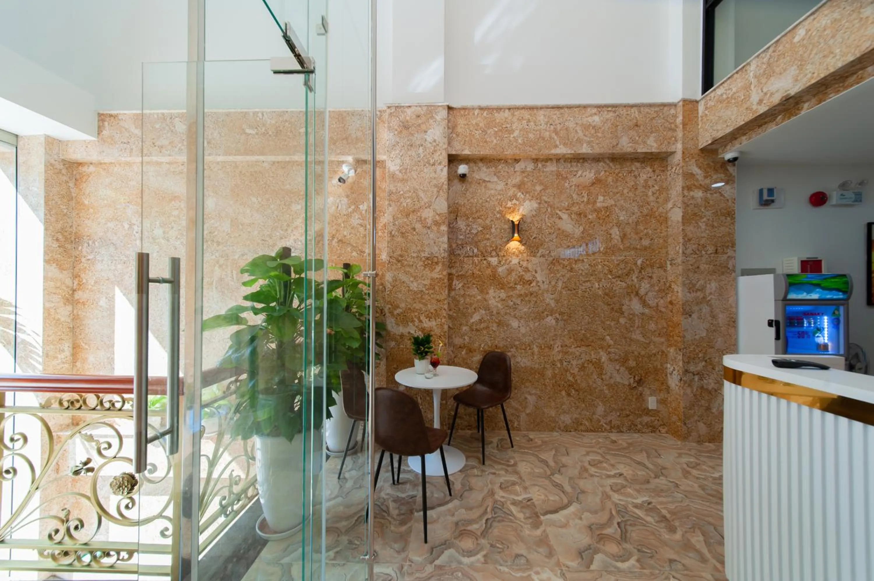 Lobby or reception in Uy Dương Hotel & Apartment - Nha Trang