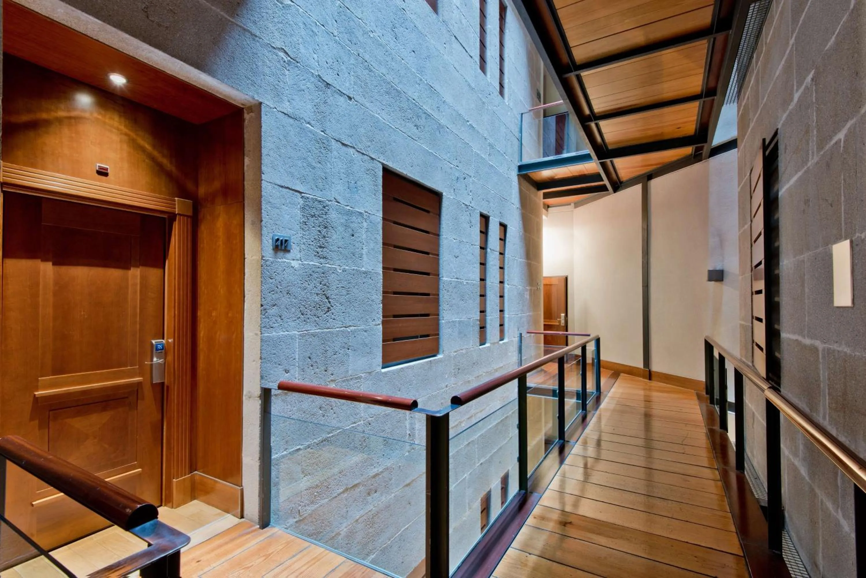 Sports in NH Collection Vigo