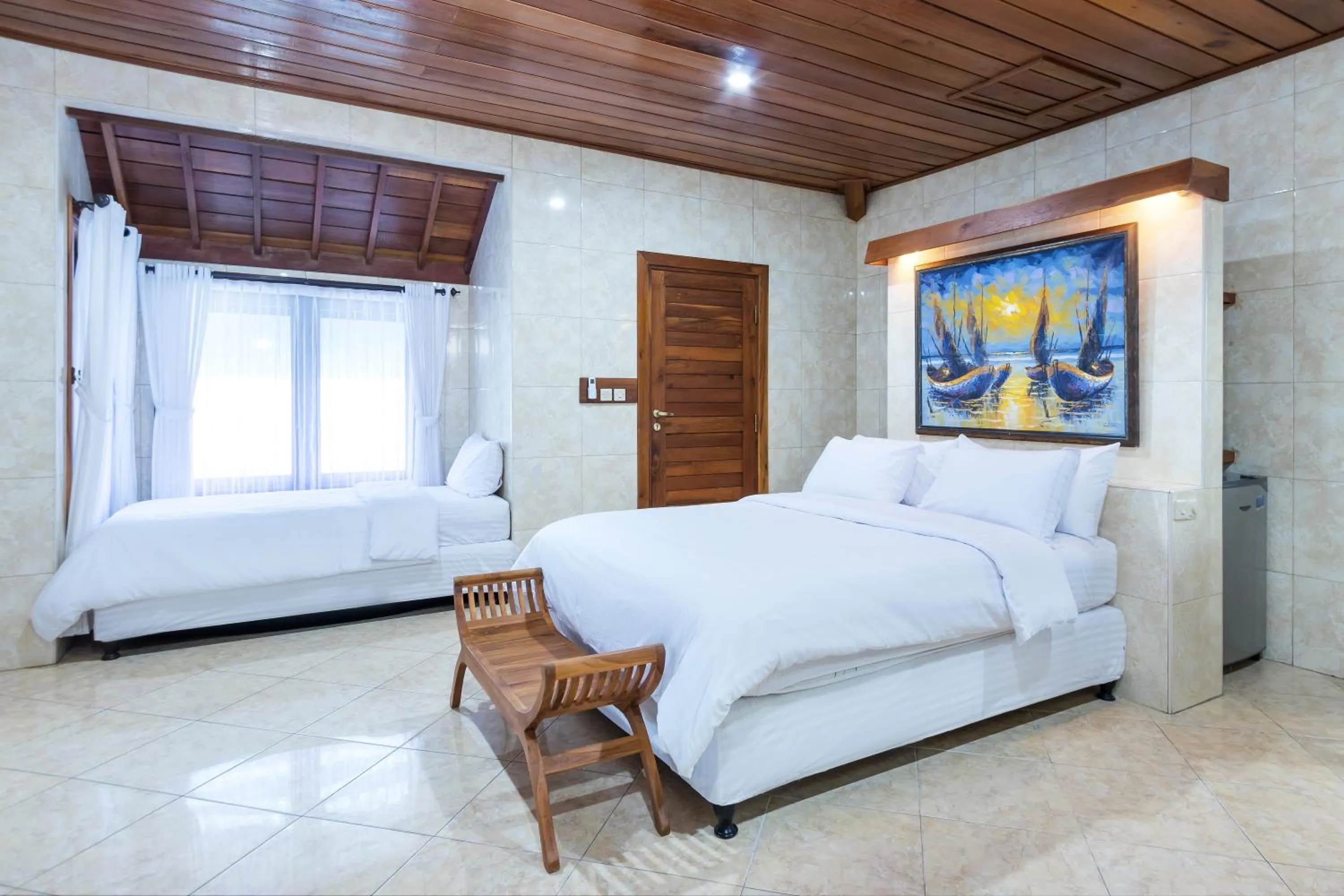 Bed in Kanna Seafront Estate Tulamben