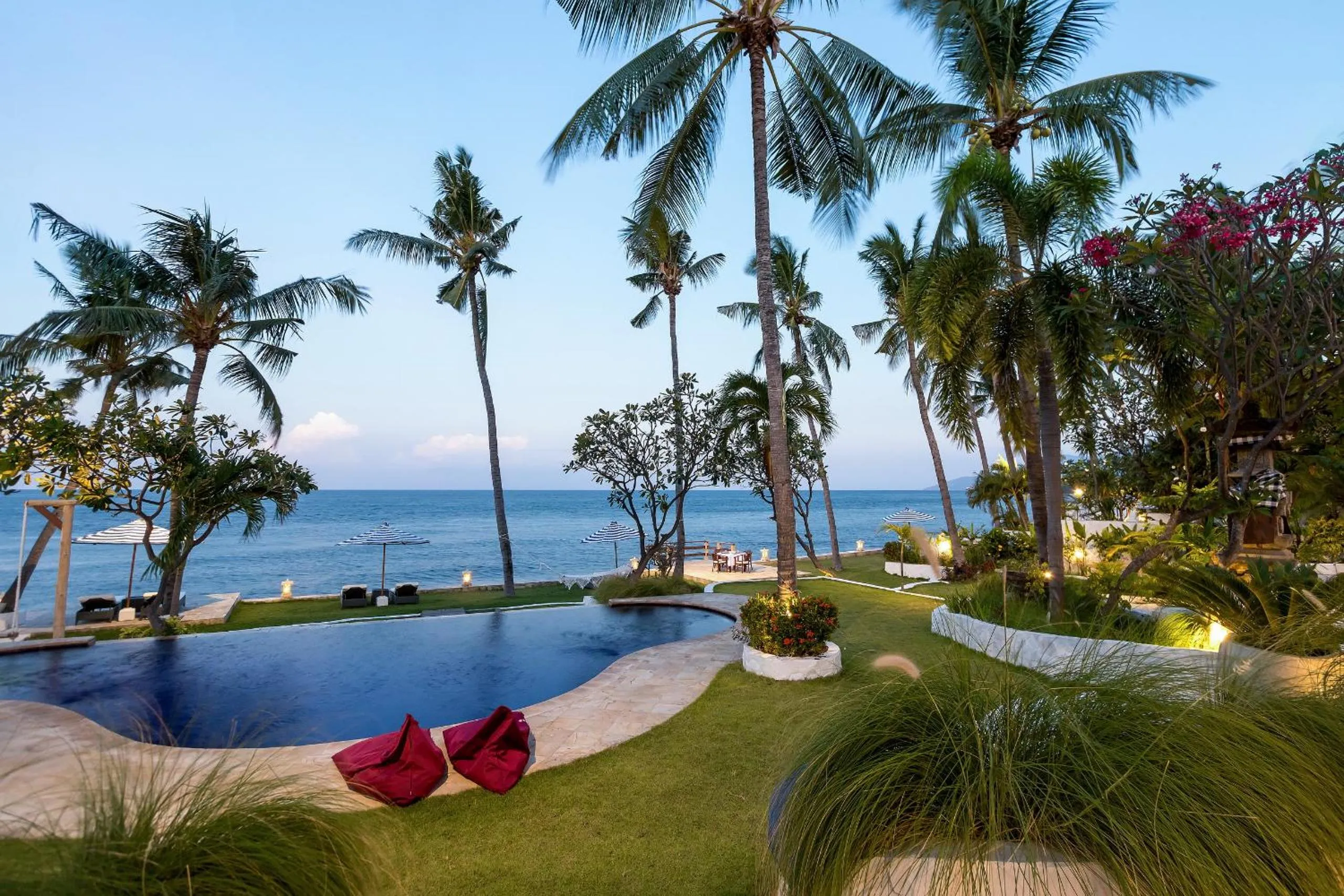 Garden in Kanna Seafront Estate Tulamben