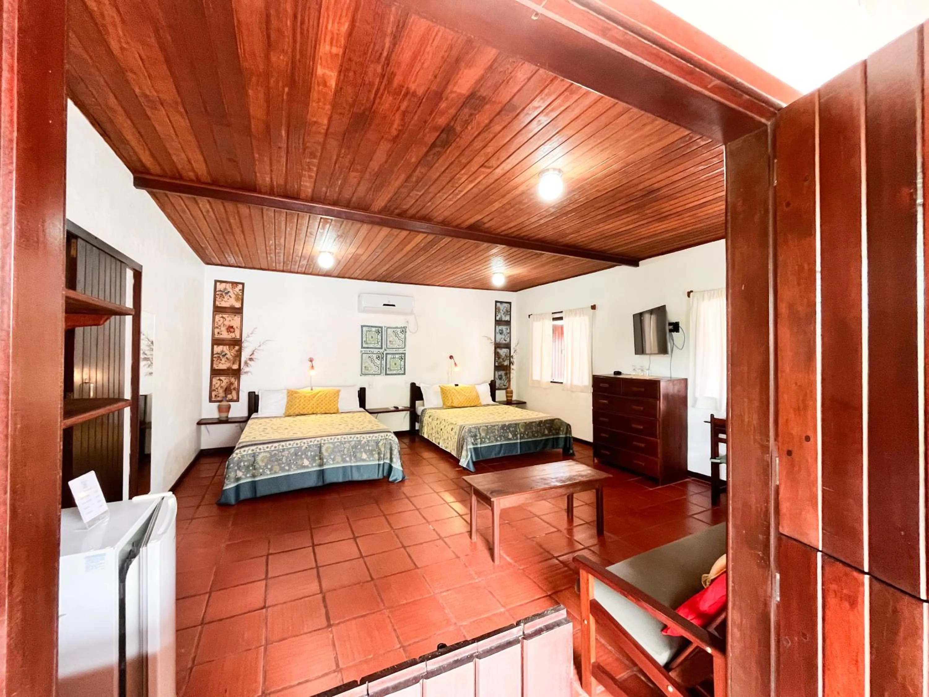 Photo of the whole room, Bed in Pousada Casa da Edinha