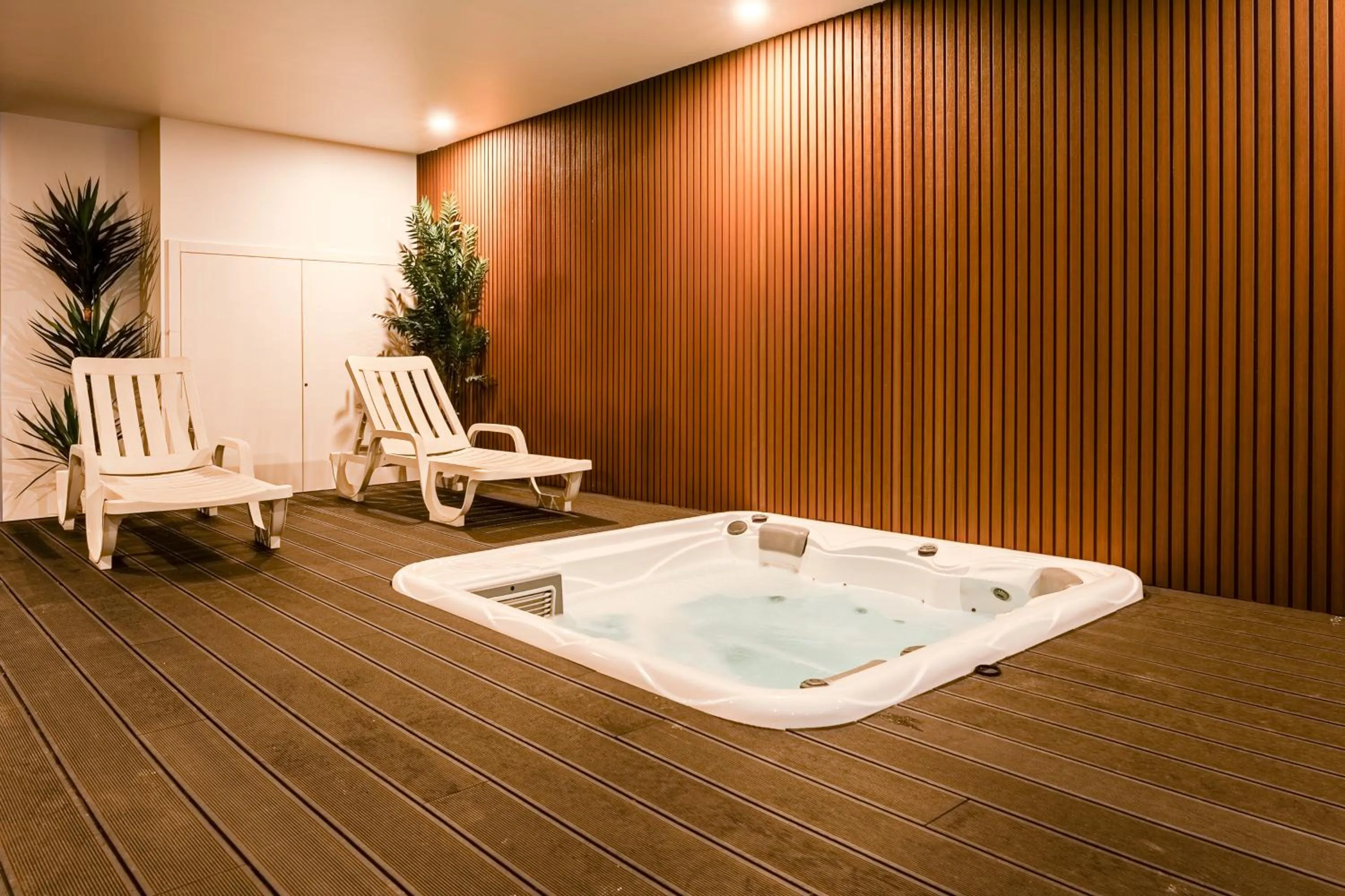 Hot Tub in Lena Village Hotel and Spa