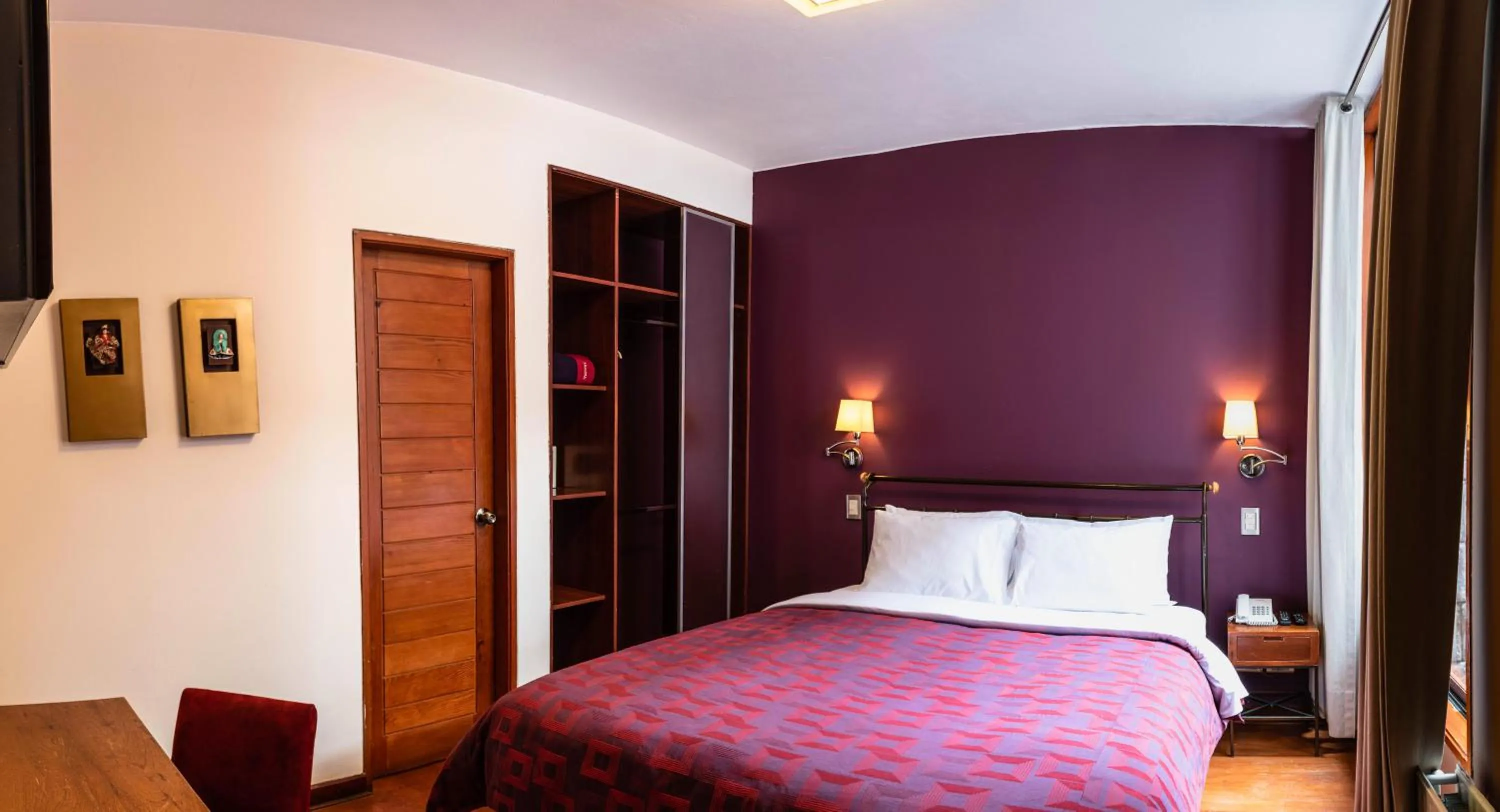 Single Room with Bath in Mamasara Cusco