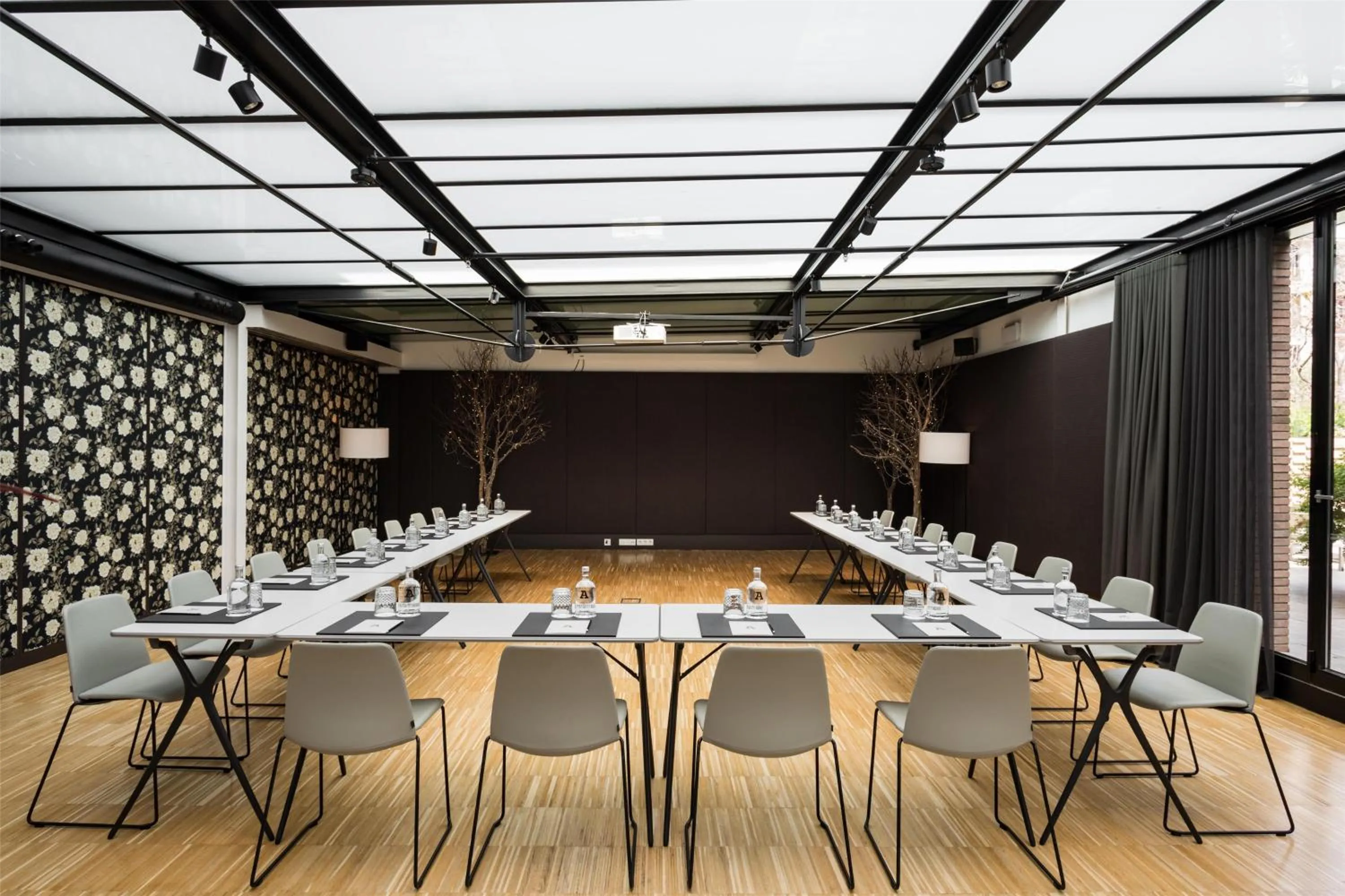 Meeting/conference room in Alexandra Barcelona Hotel, Curio Collection by Hilton