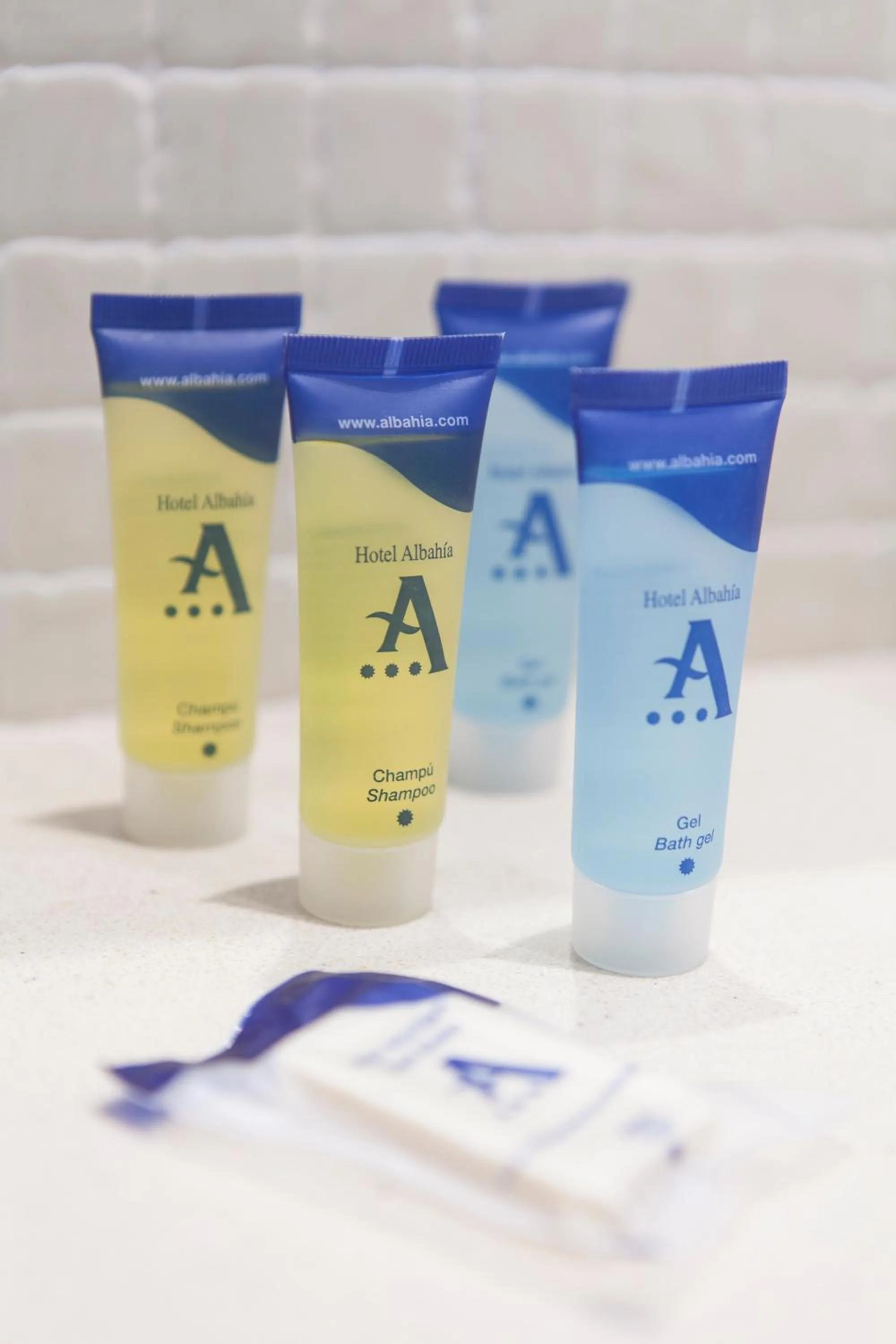 Bathroom in Hotel Albahia Alicante