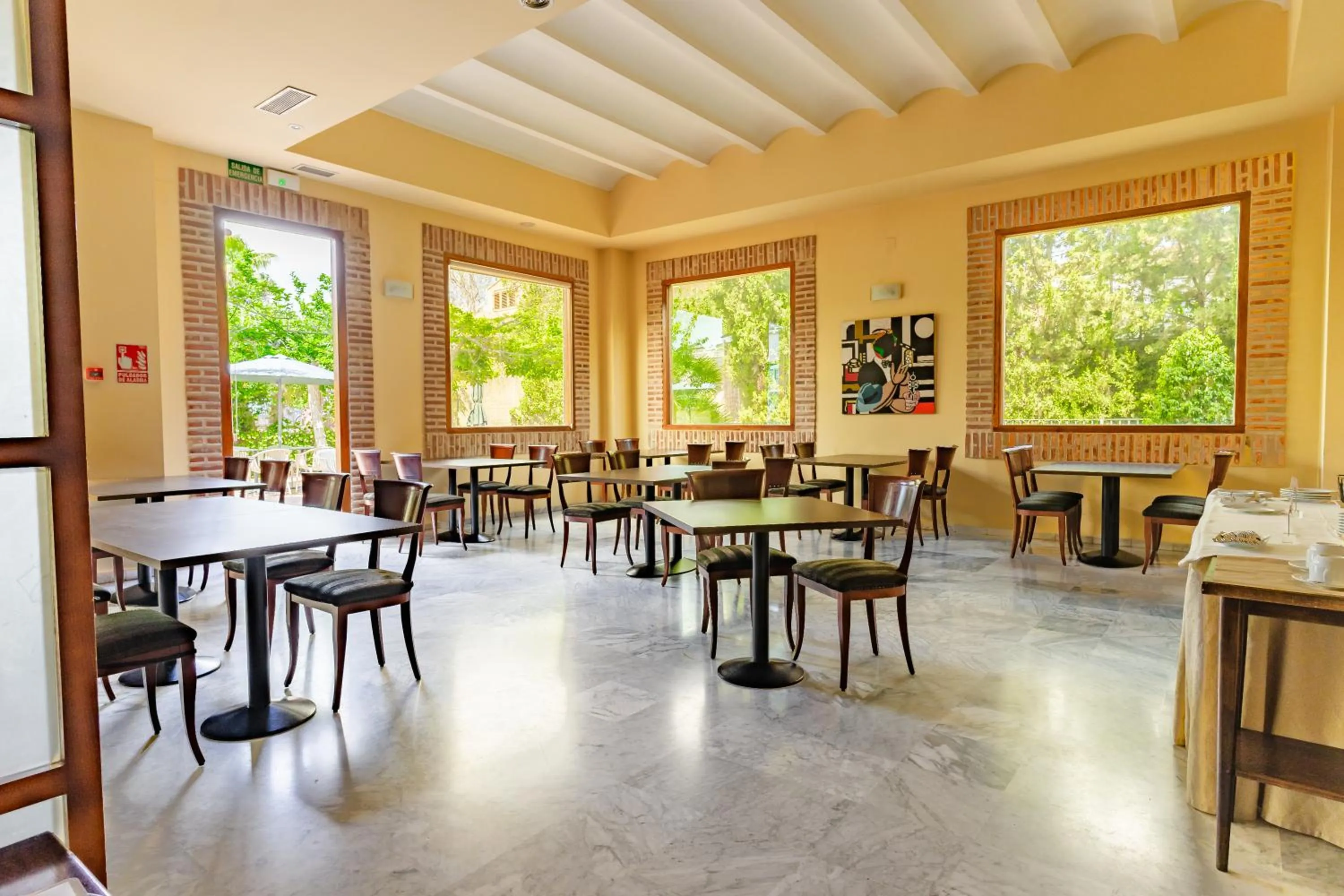 Restaurant/places to eat in Ad Hoc Parque