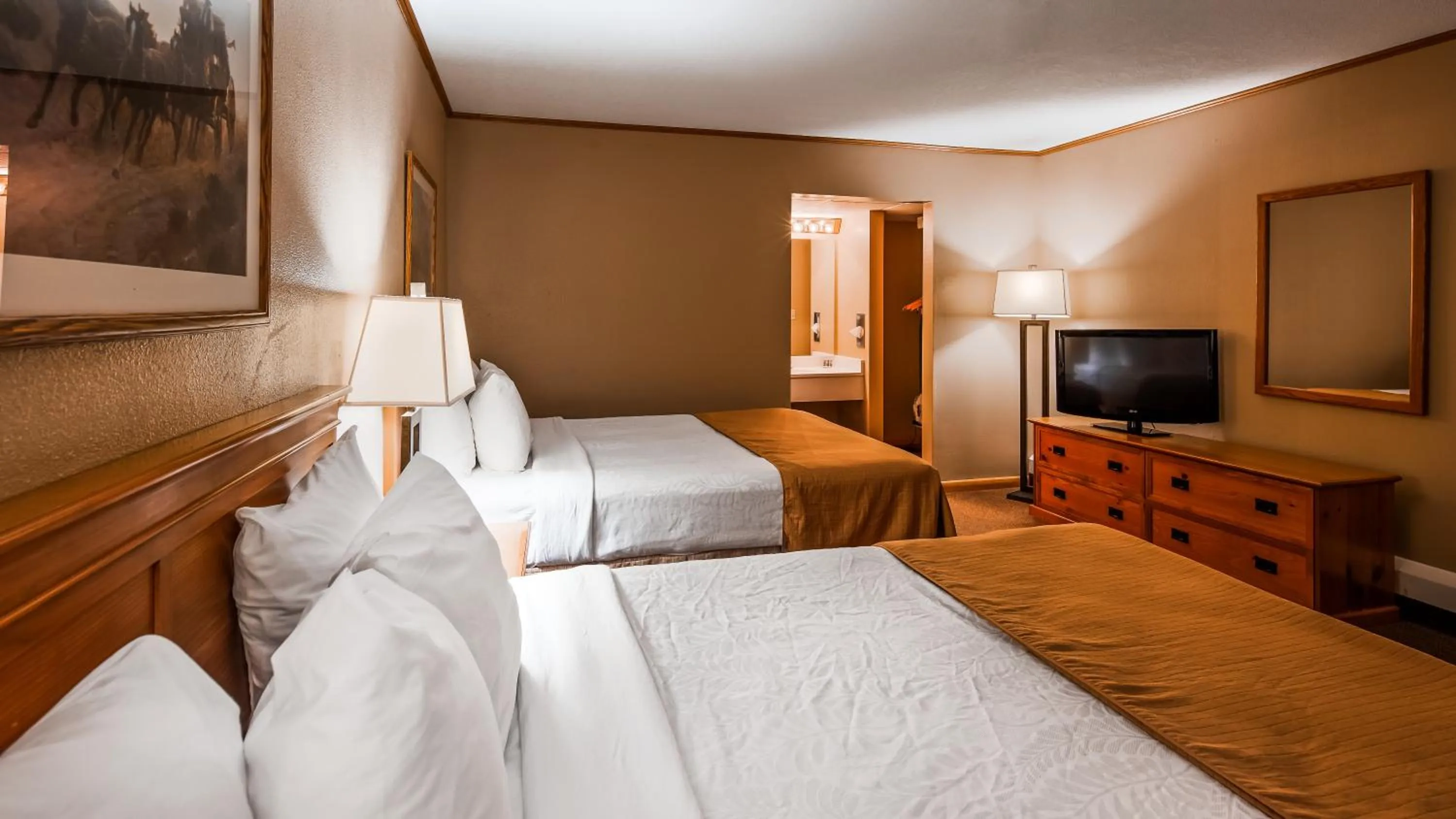 Bedroom, Bed in Deadwood Miners Hotel & Restaurant