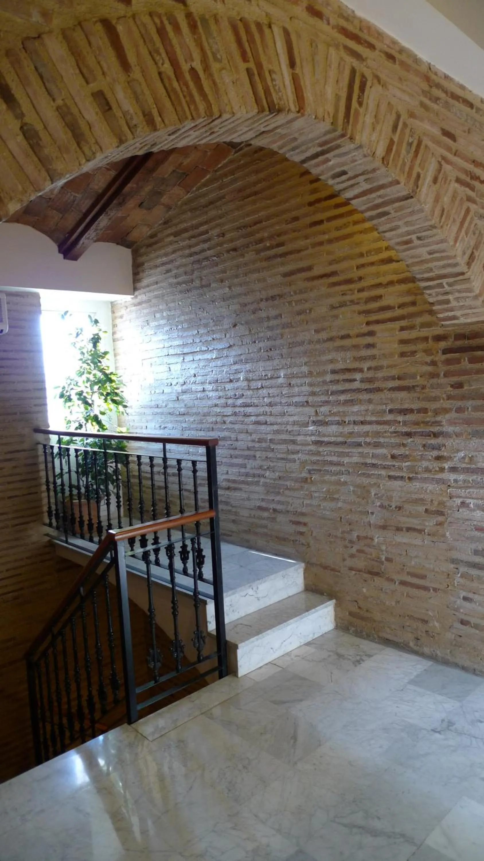 Decorative detail in Ad Hoc Monumental 1881