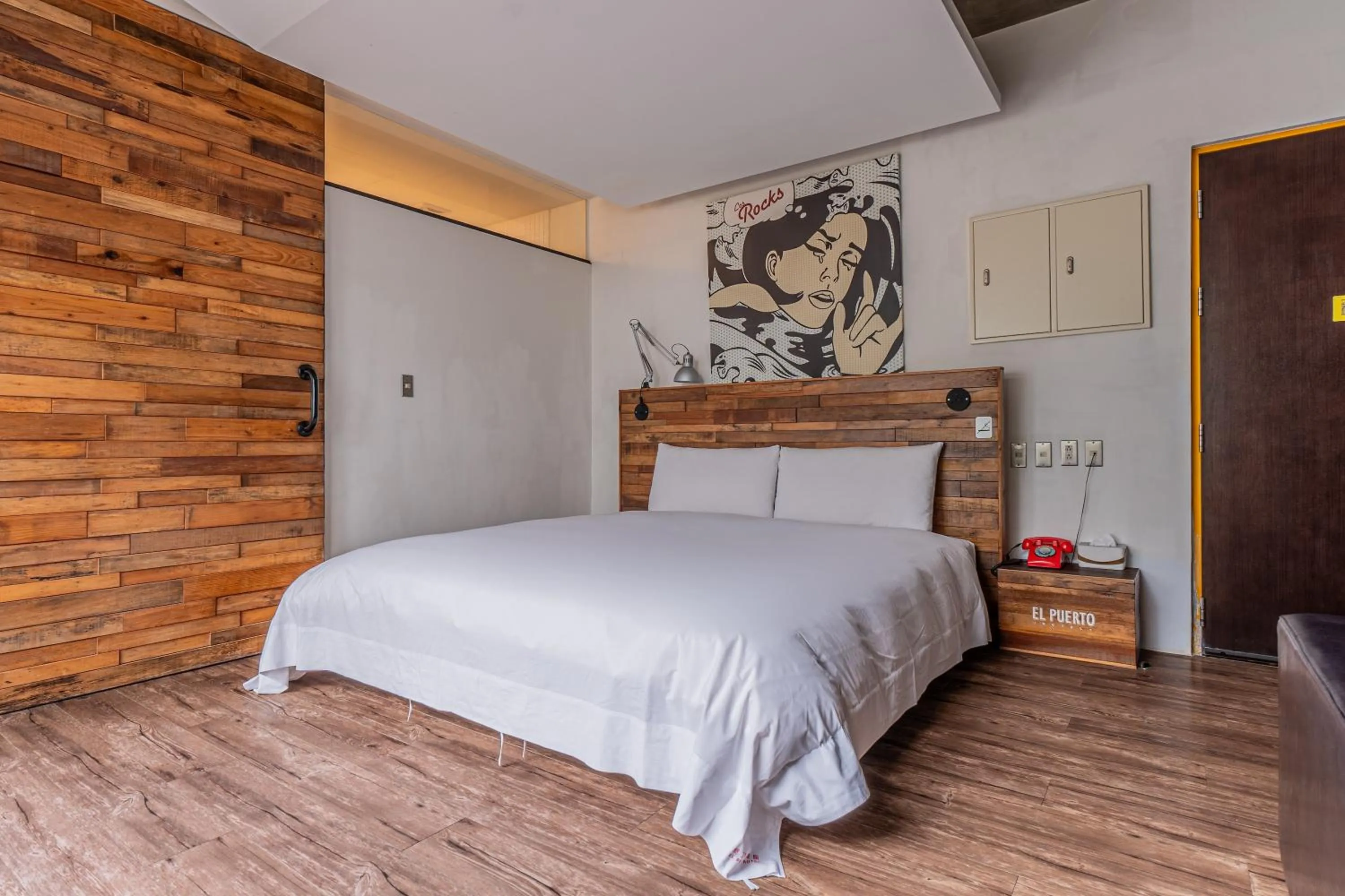 Bed in El Puerto Hotel