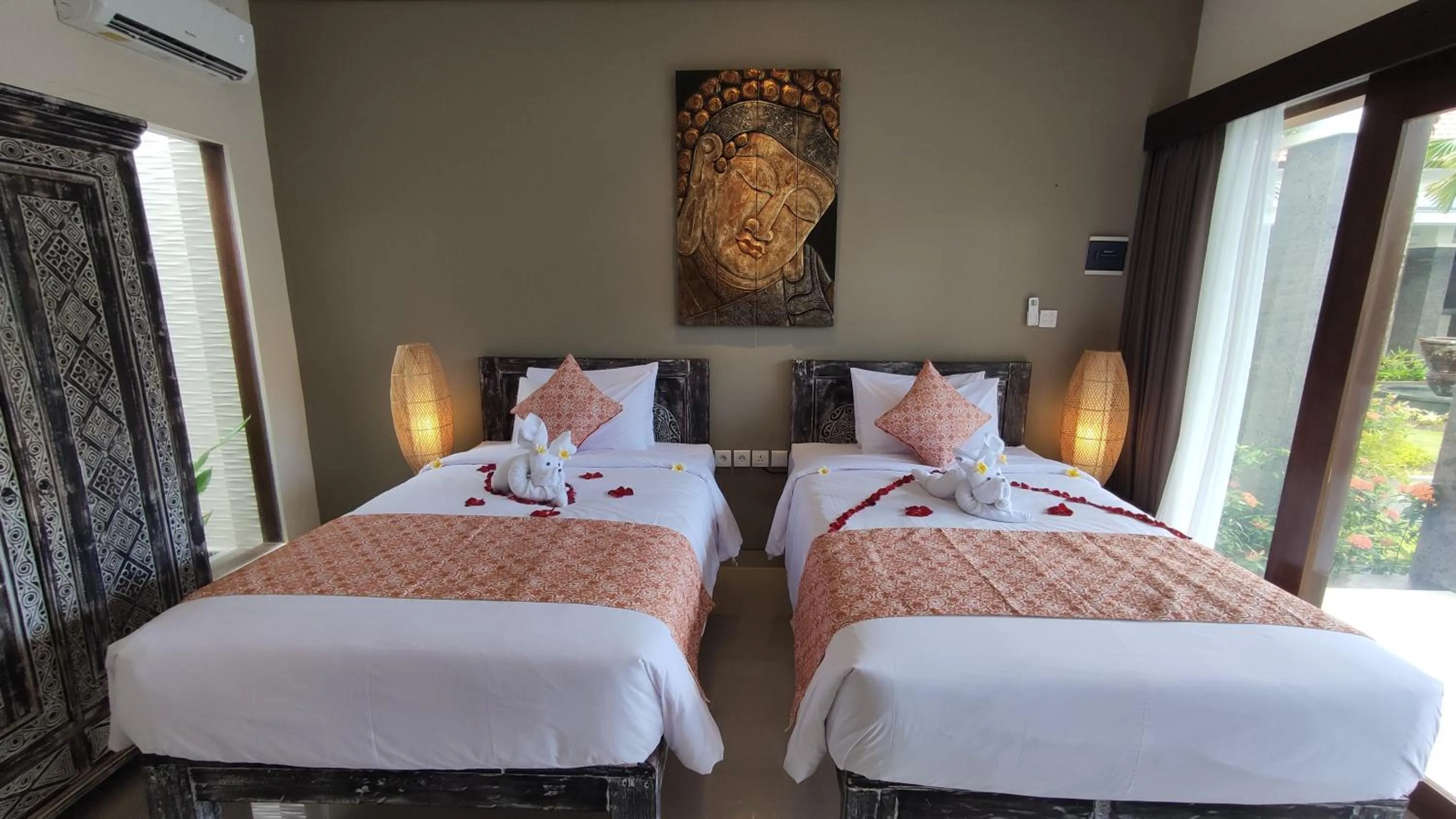 Photo of the whole room, Bed in Kubu Garden Suites & Villas Nusa Dua