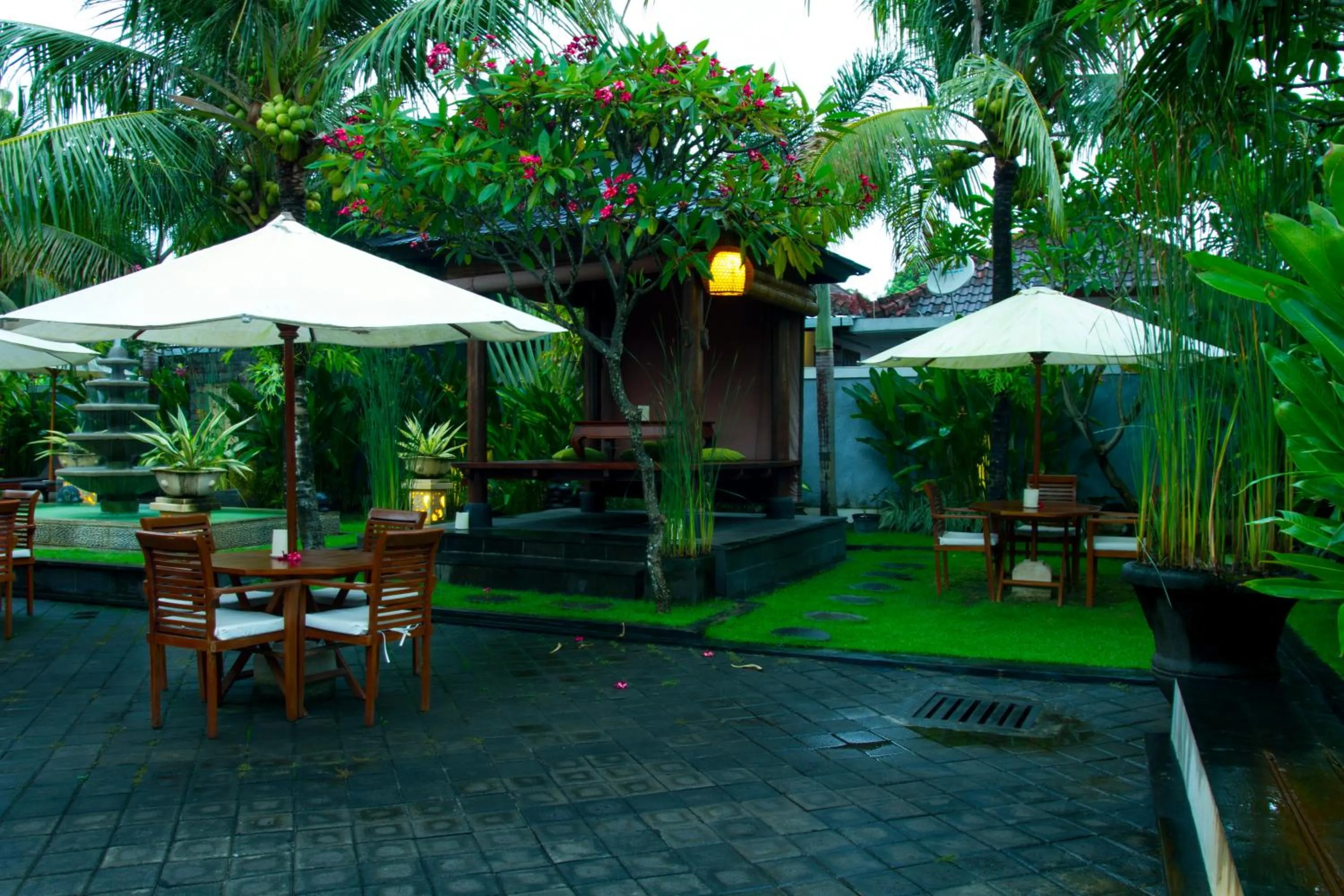 Seating area in Kubu Garden Suites & Villas Nusa Dua