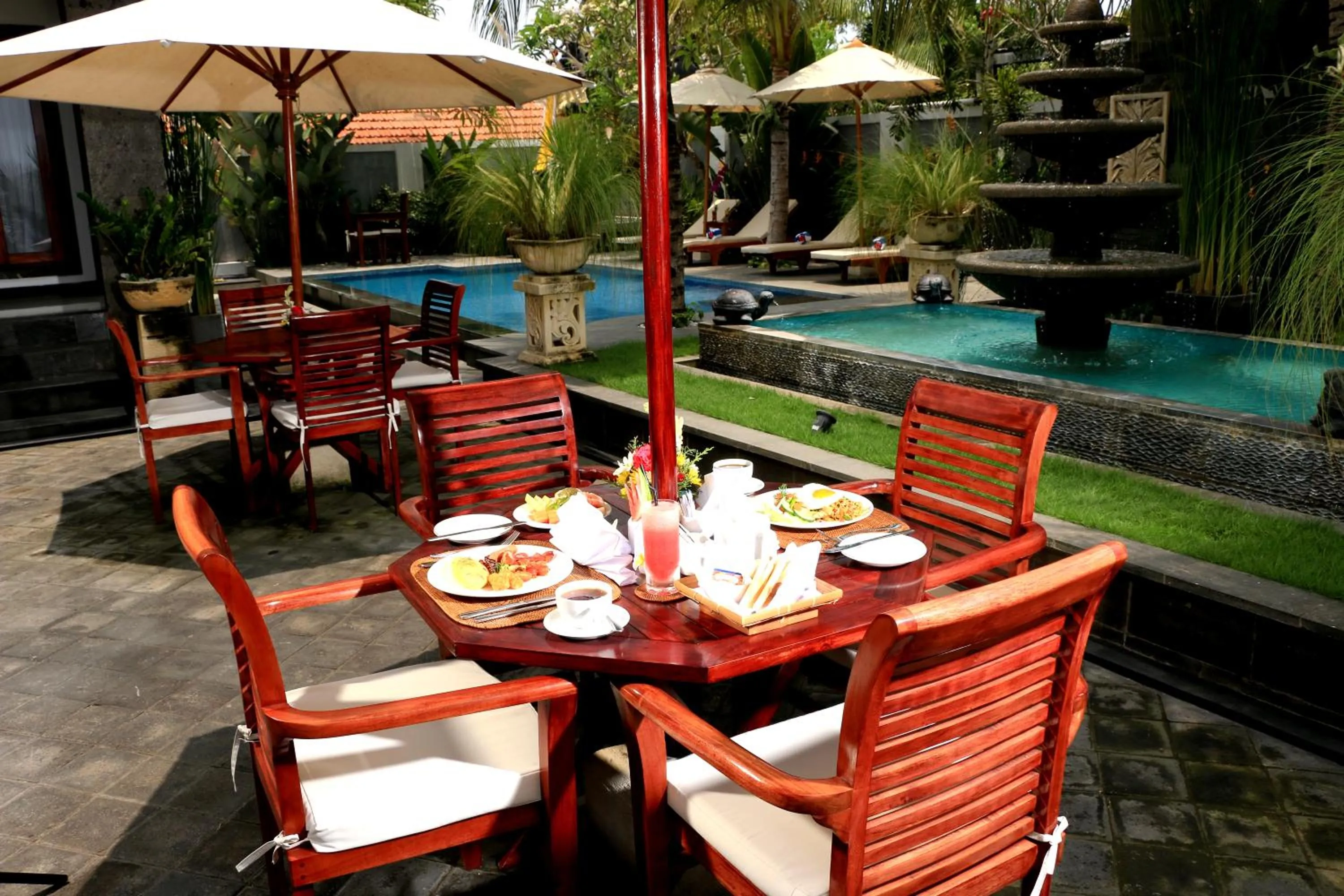 Food and drinks in Kubu Garden Suites & Villas Nusa Dua