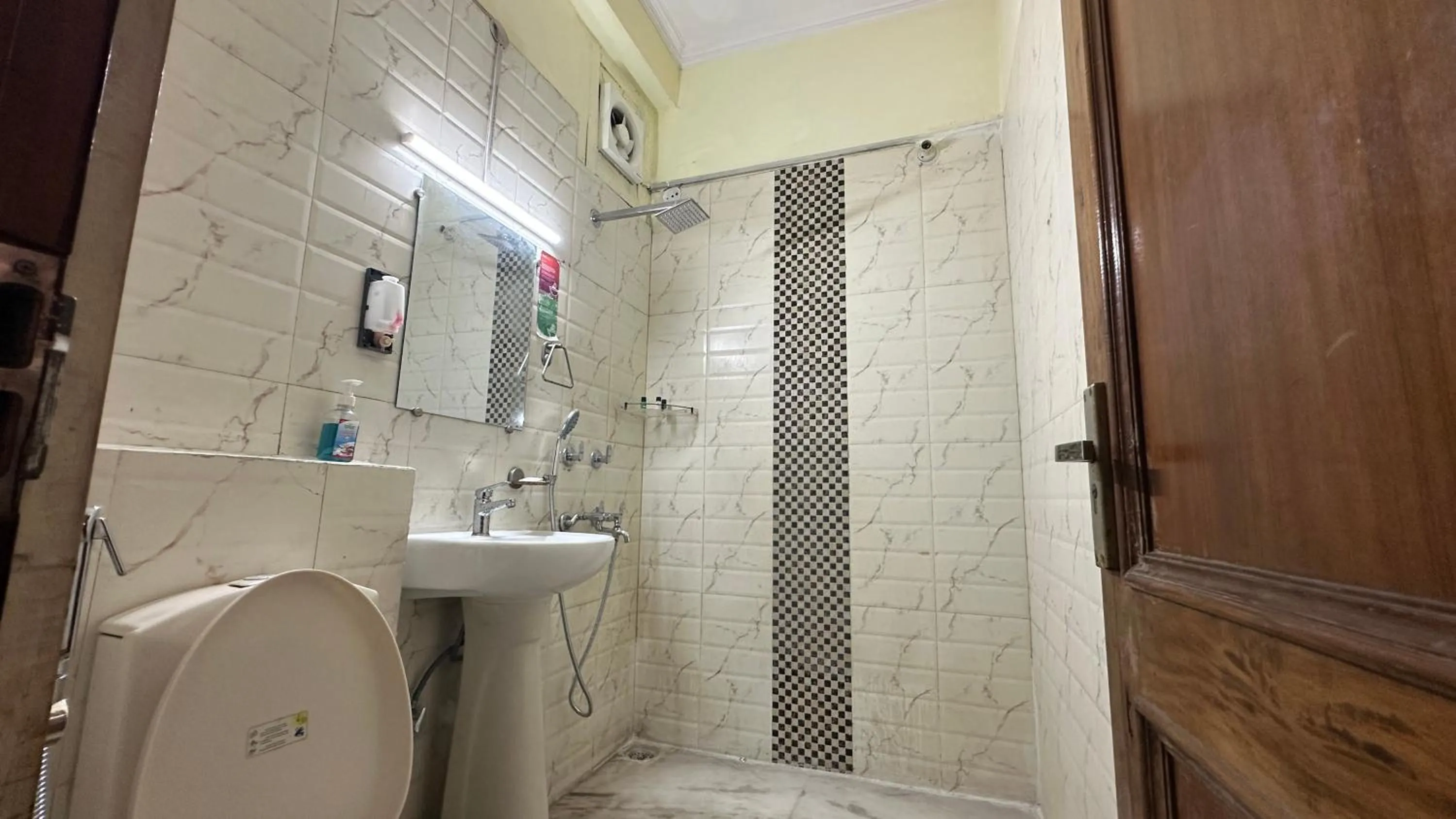 Shower in Hotel Ashray Noida
