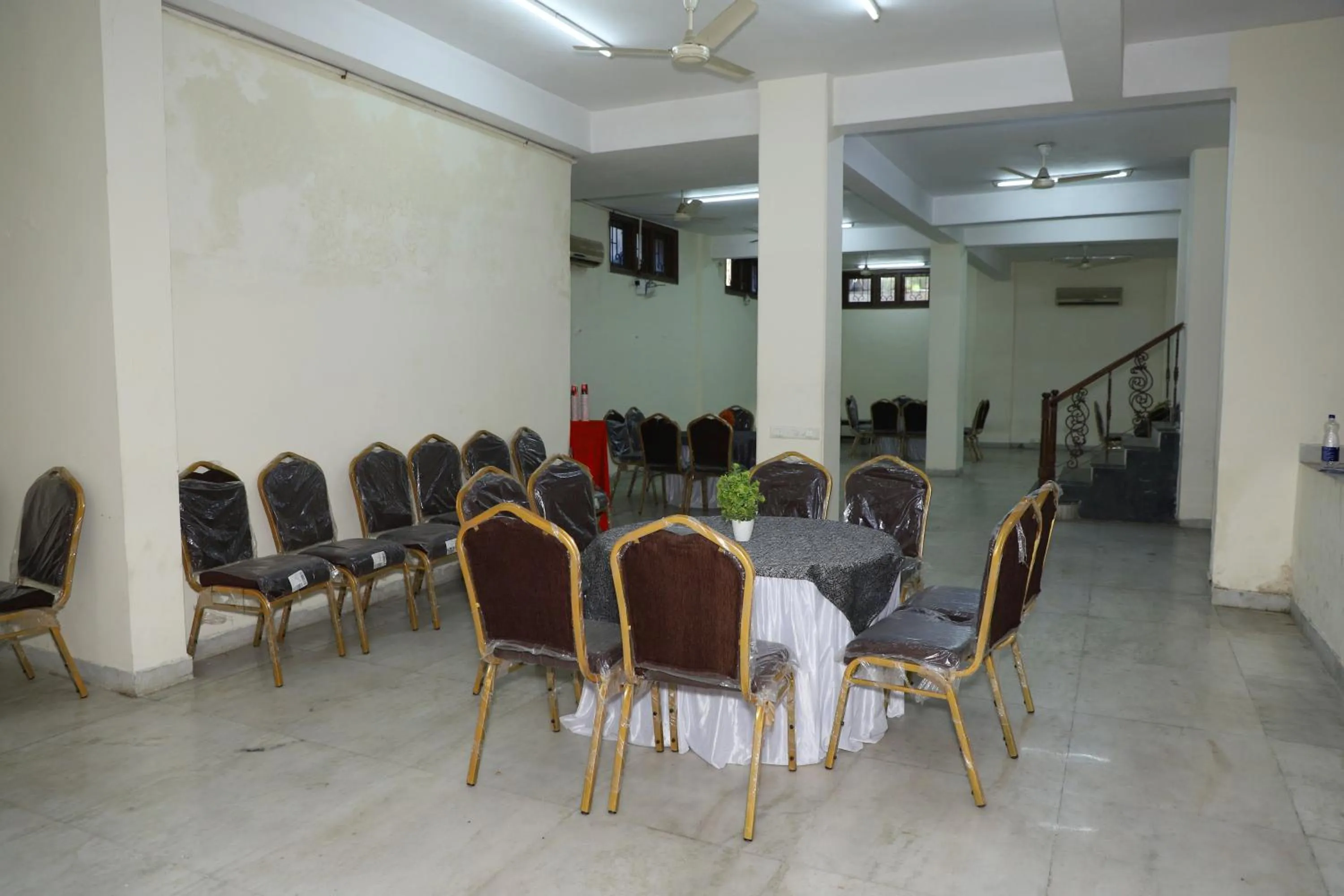 Banquet/Function facilities in Hotel Ashray Noida