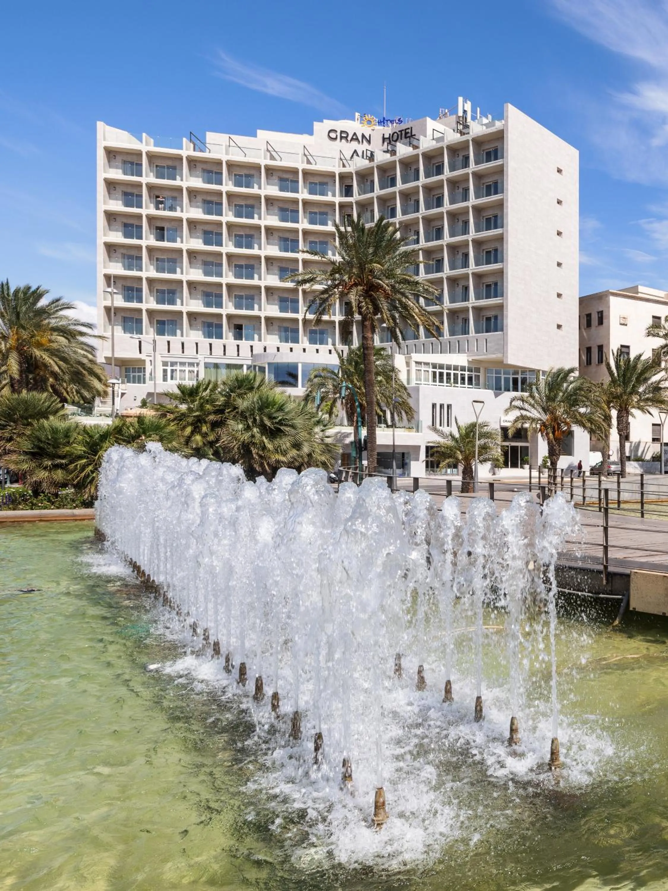 Property building in Ohtels Gran Hotel Almeria
