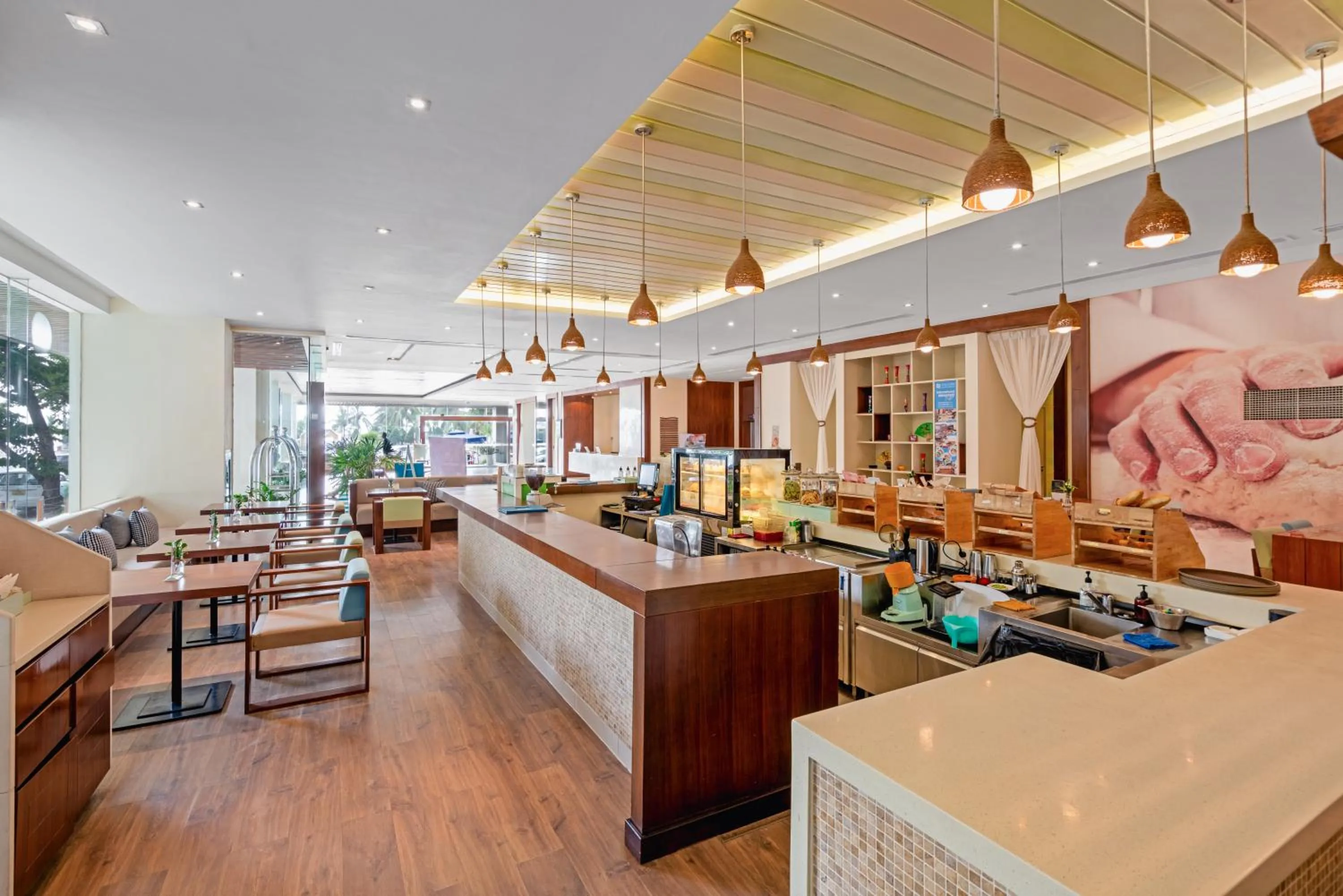 Restaurant/places to eat in A La Carte Da Nang Beach