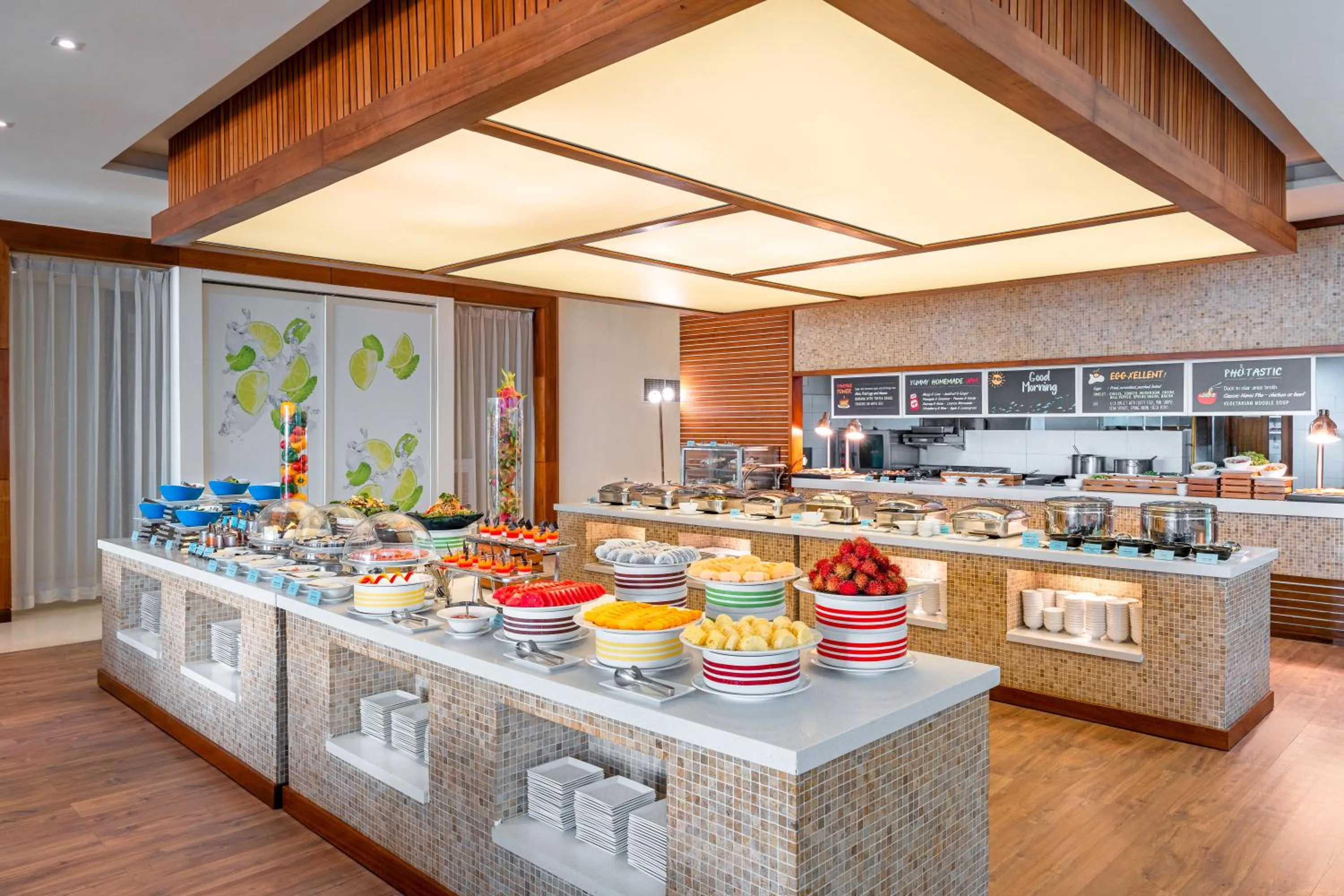 Food and drinks in A La Carte Da Nang Beach