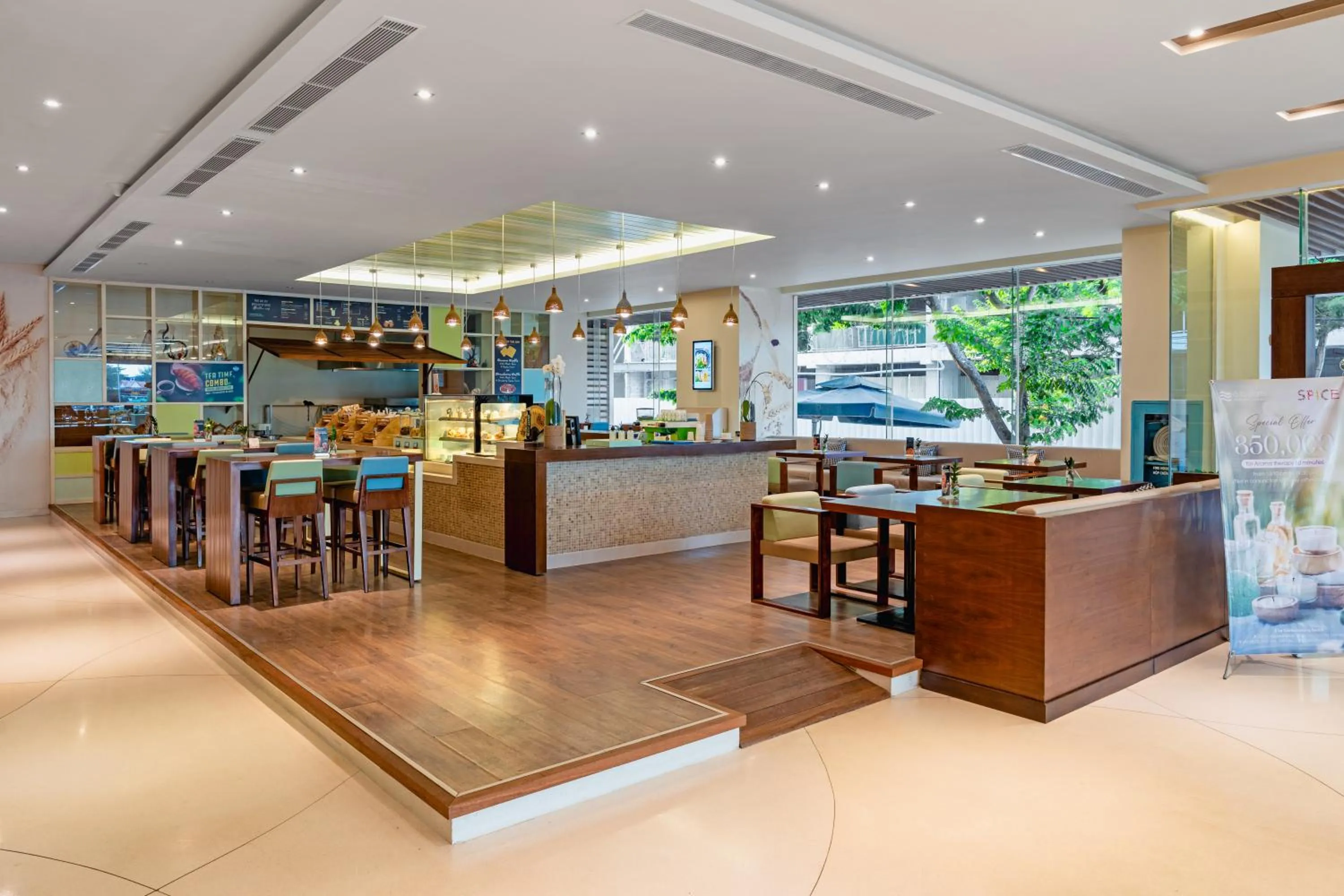 Coffee/tea facilities in A La Carte Da Nang Beach
