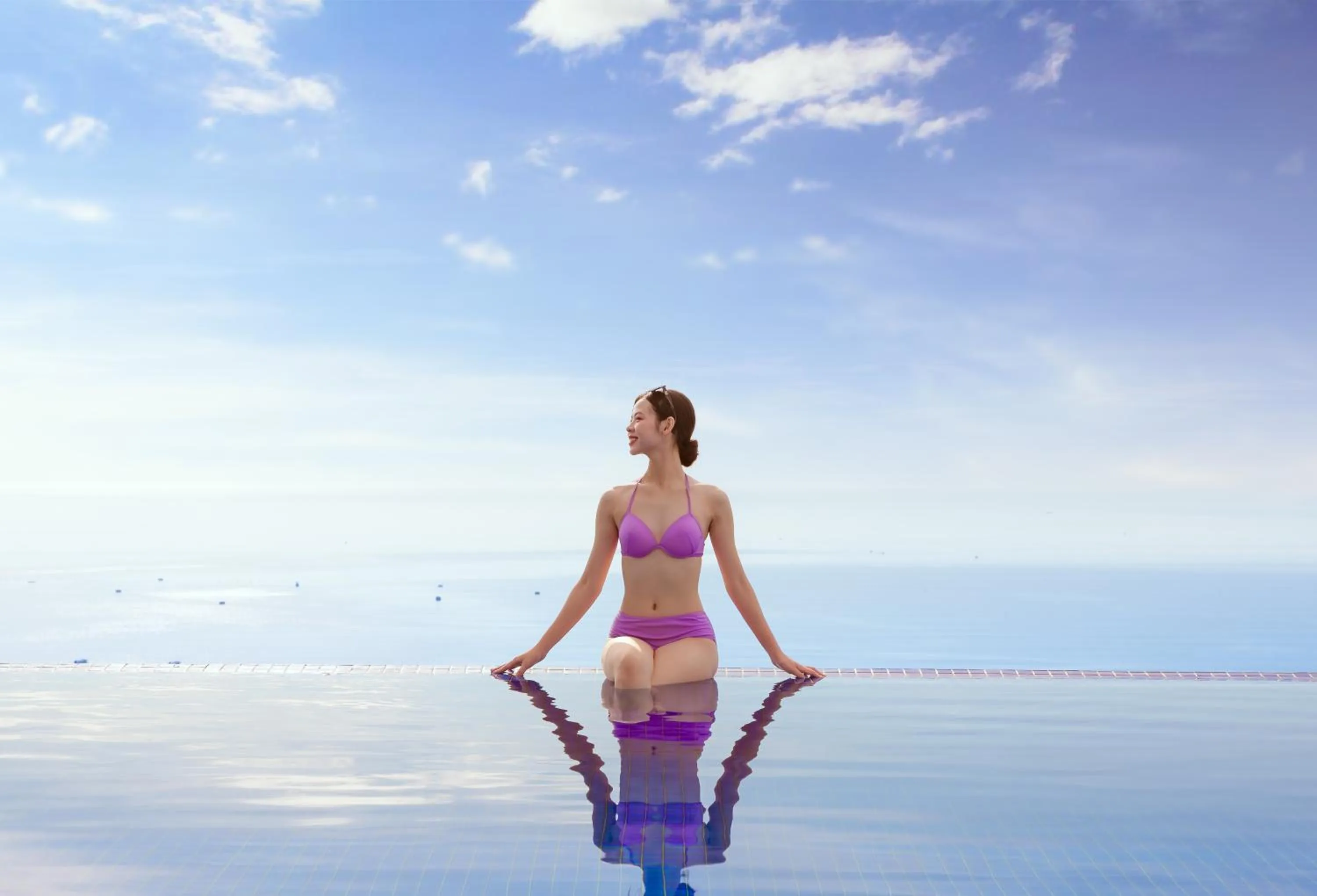 Swimming pool in A La Carte Da Nang Beach