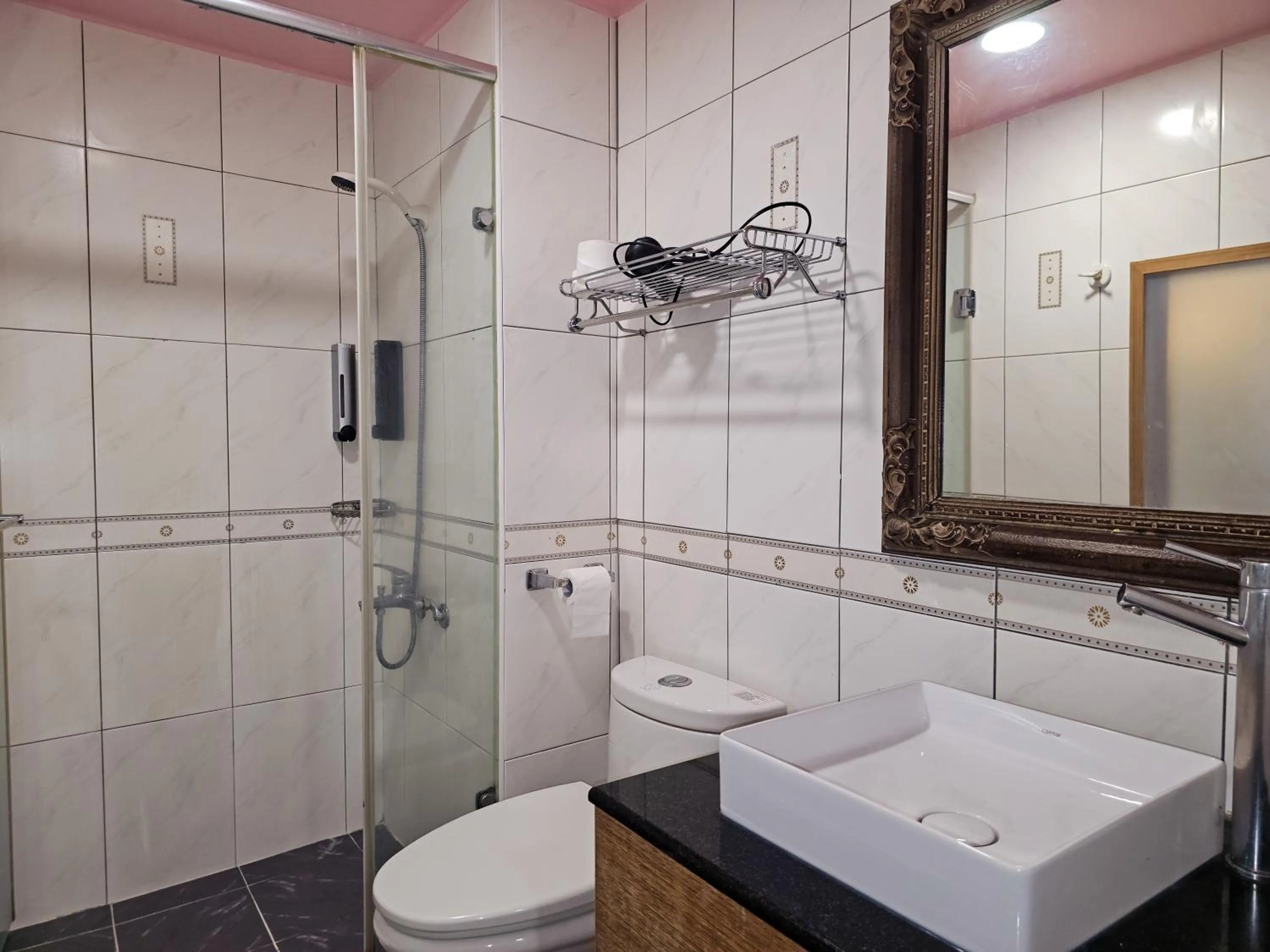 Shower in Kenting Garden Homestay