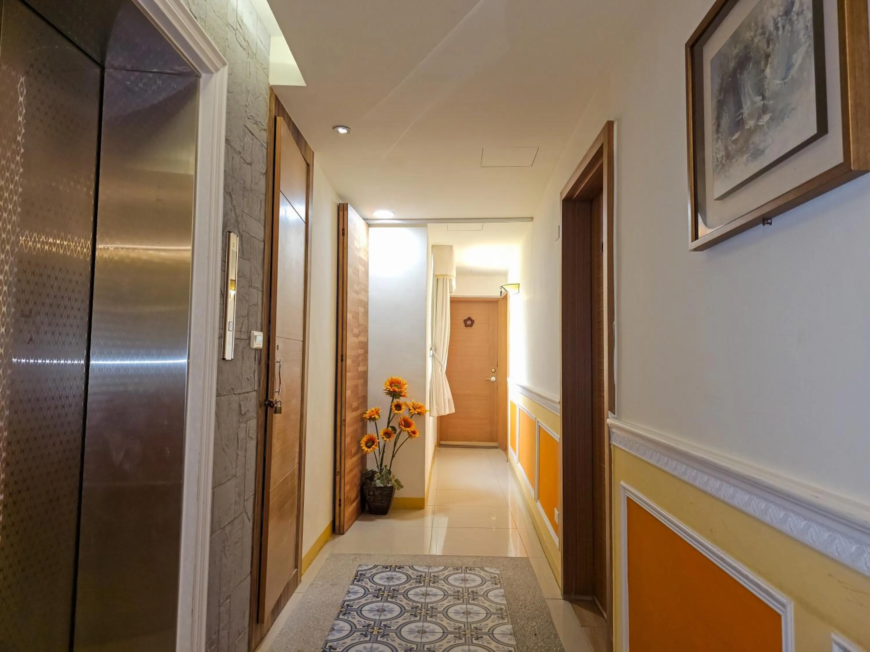 elevator in Kenting Garden Homestay