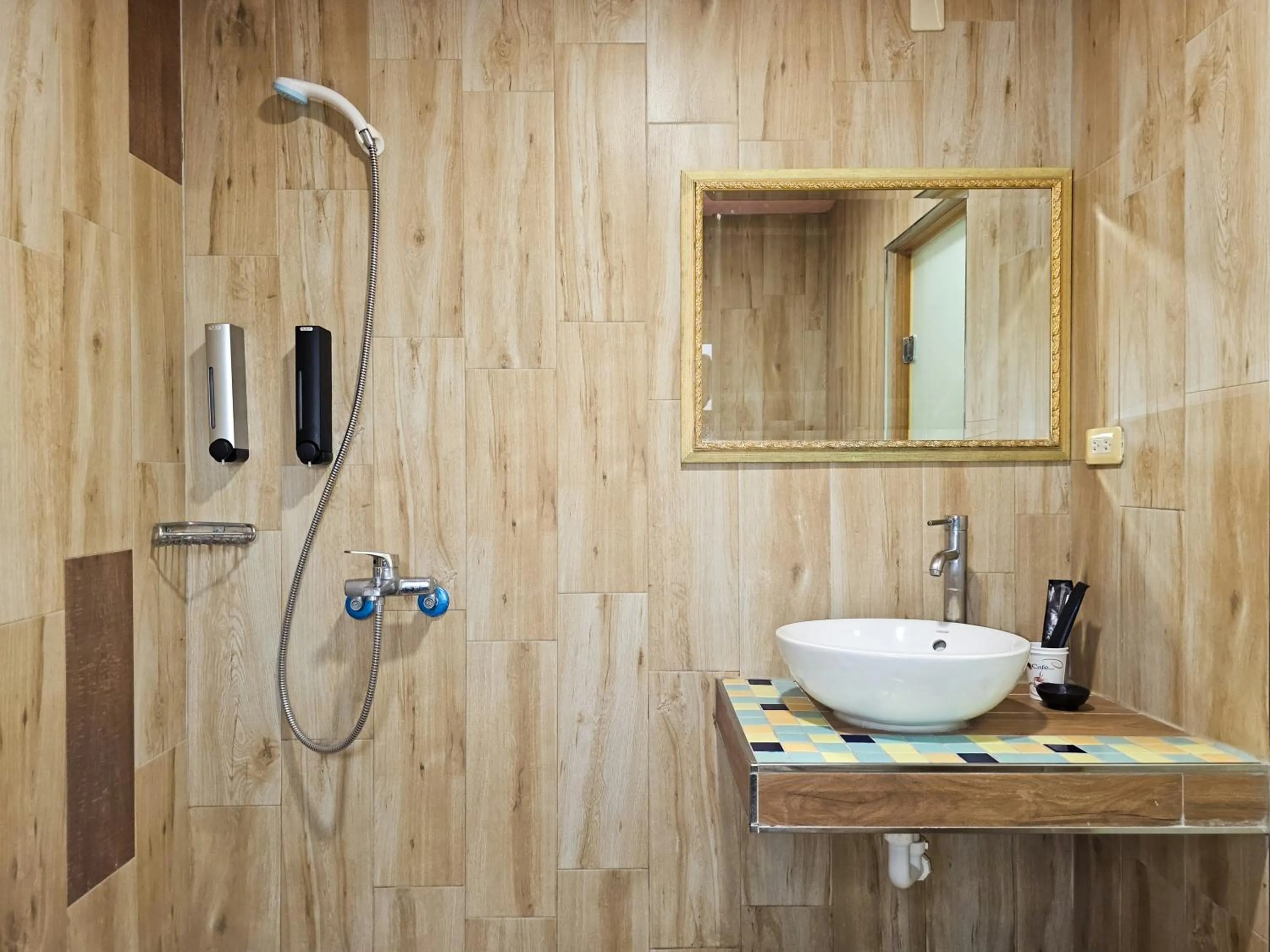 Shower in Kenting Garden Homestay