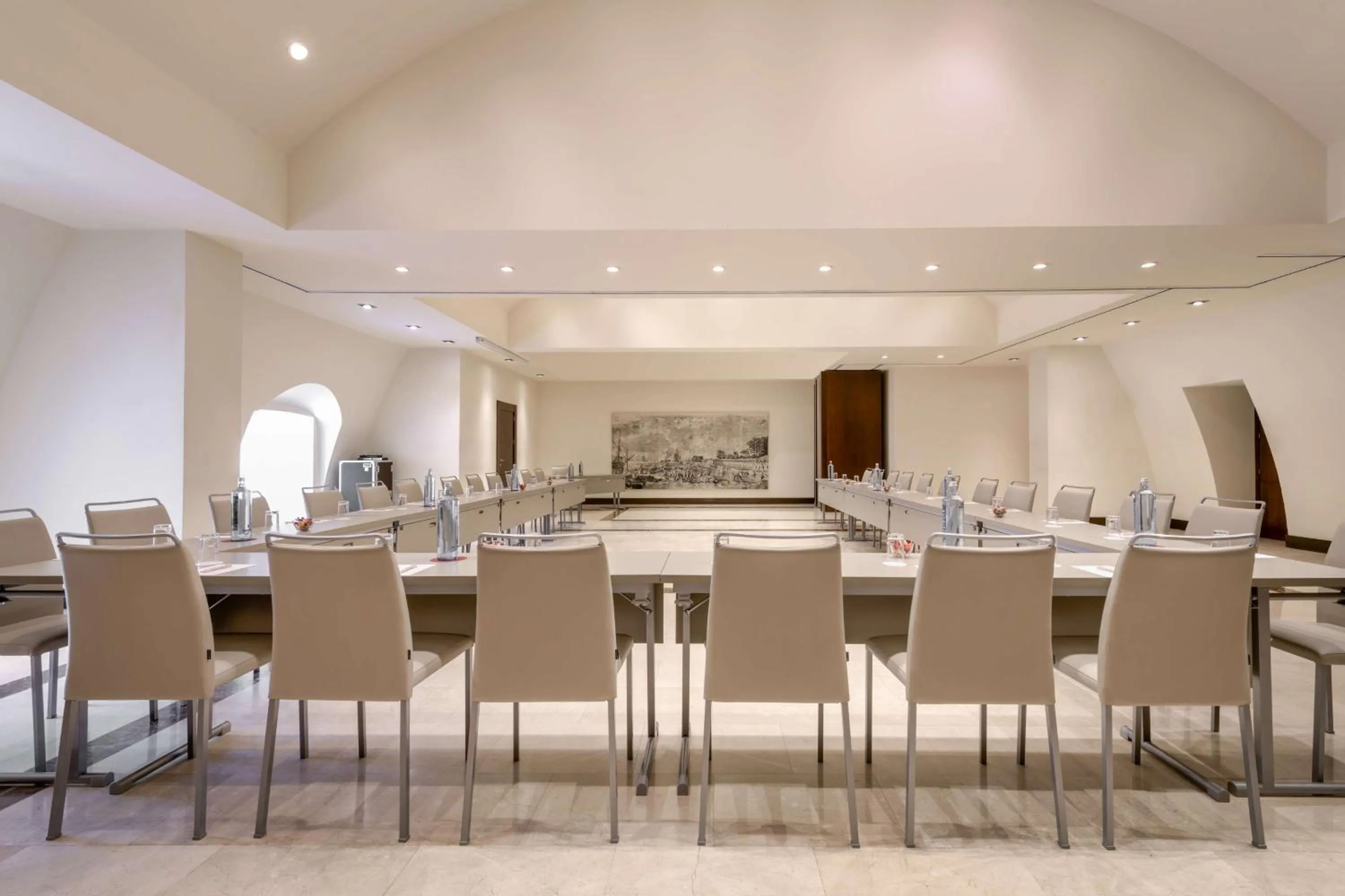 Meeting/conference room in NH Collection Palacio de Aranjuez