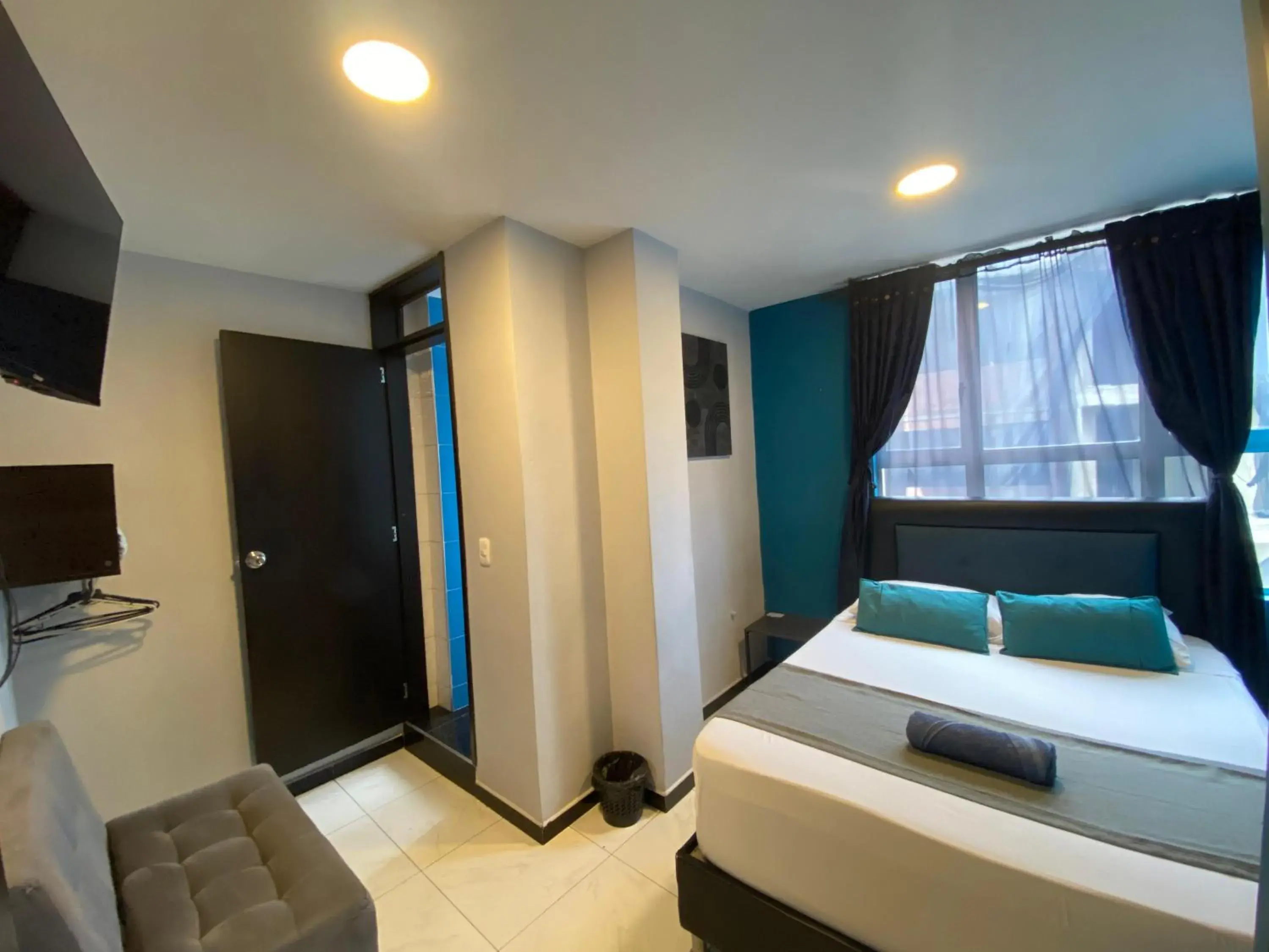 Double Room in Hotel HILLS BOGOTA Double Room in Hotel HILLS BOGOTA