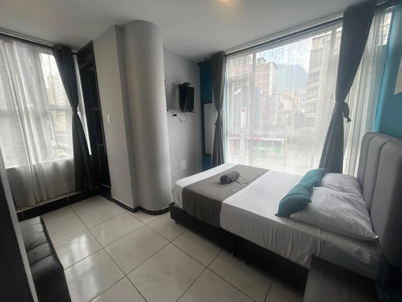 Photo of the whole room, Bed in Hotel HILLS BOGOTA