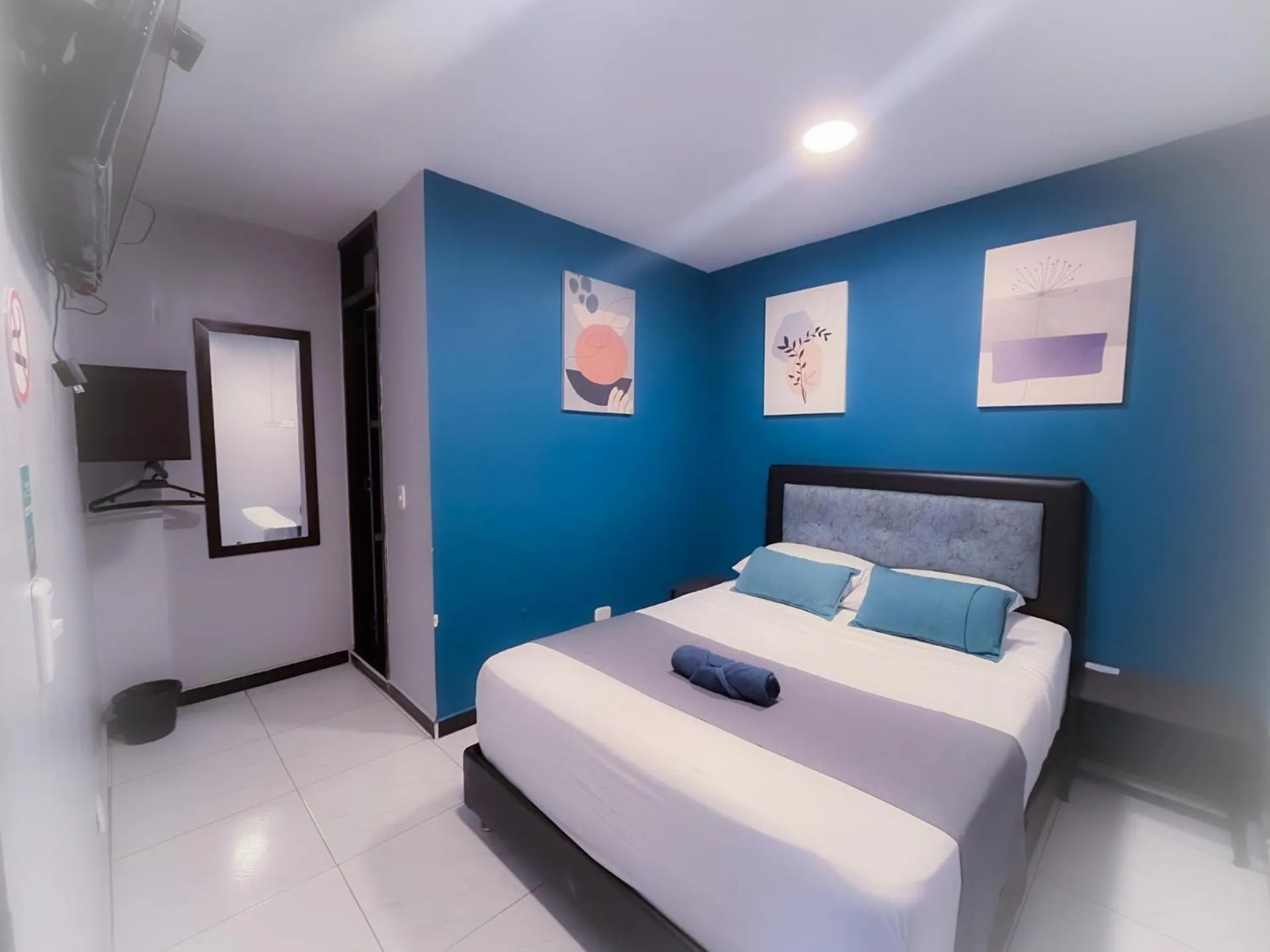 Bedroom, Bed in Hotel HILLS BOGOTA