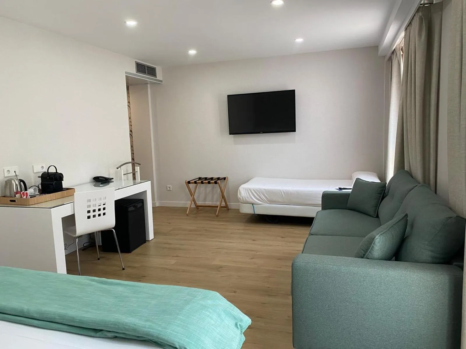 Bed in Hotel Monte Rozas